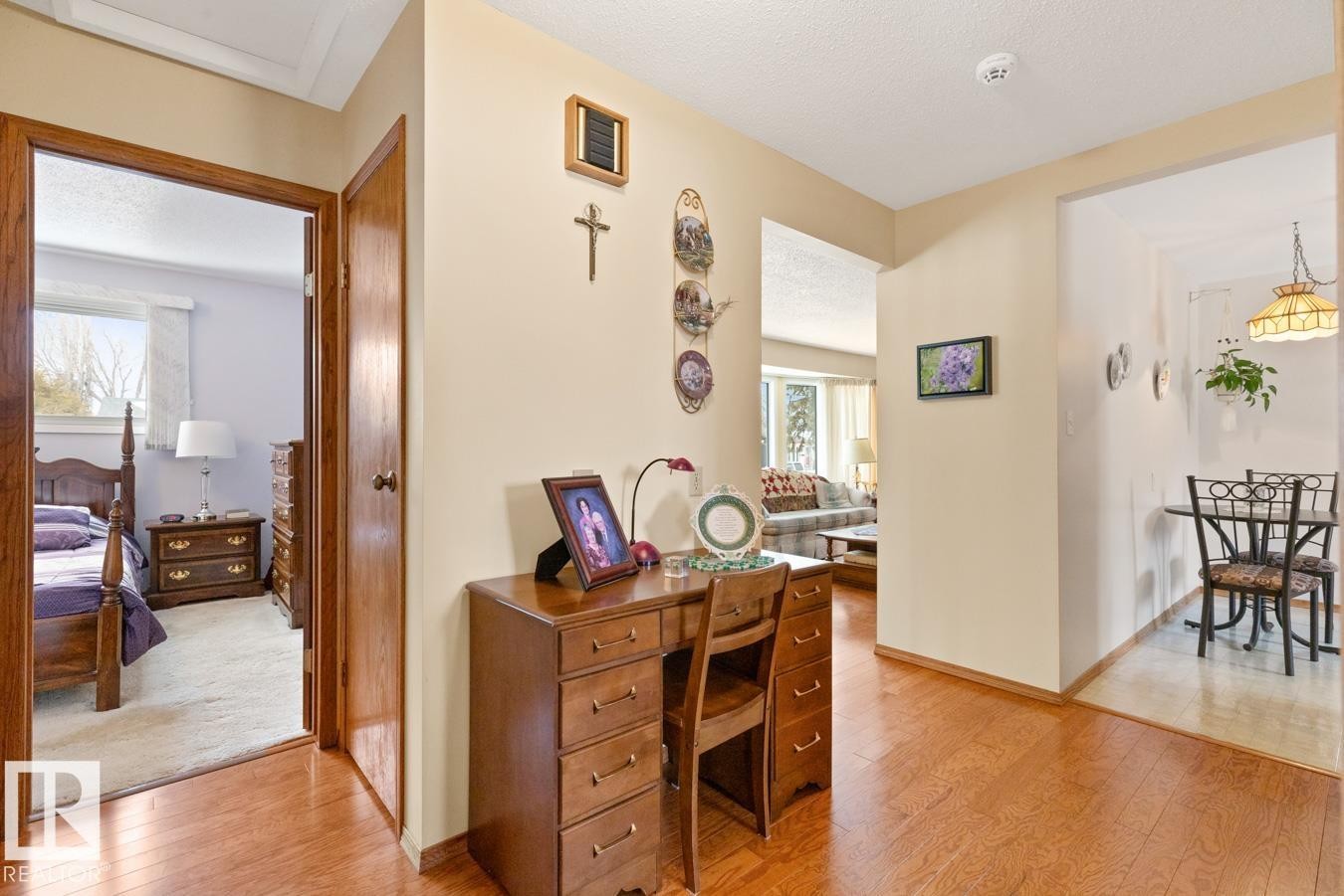 60 Peace River Drive, Devon, AB - Indoor