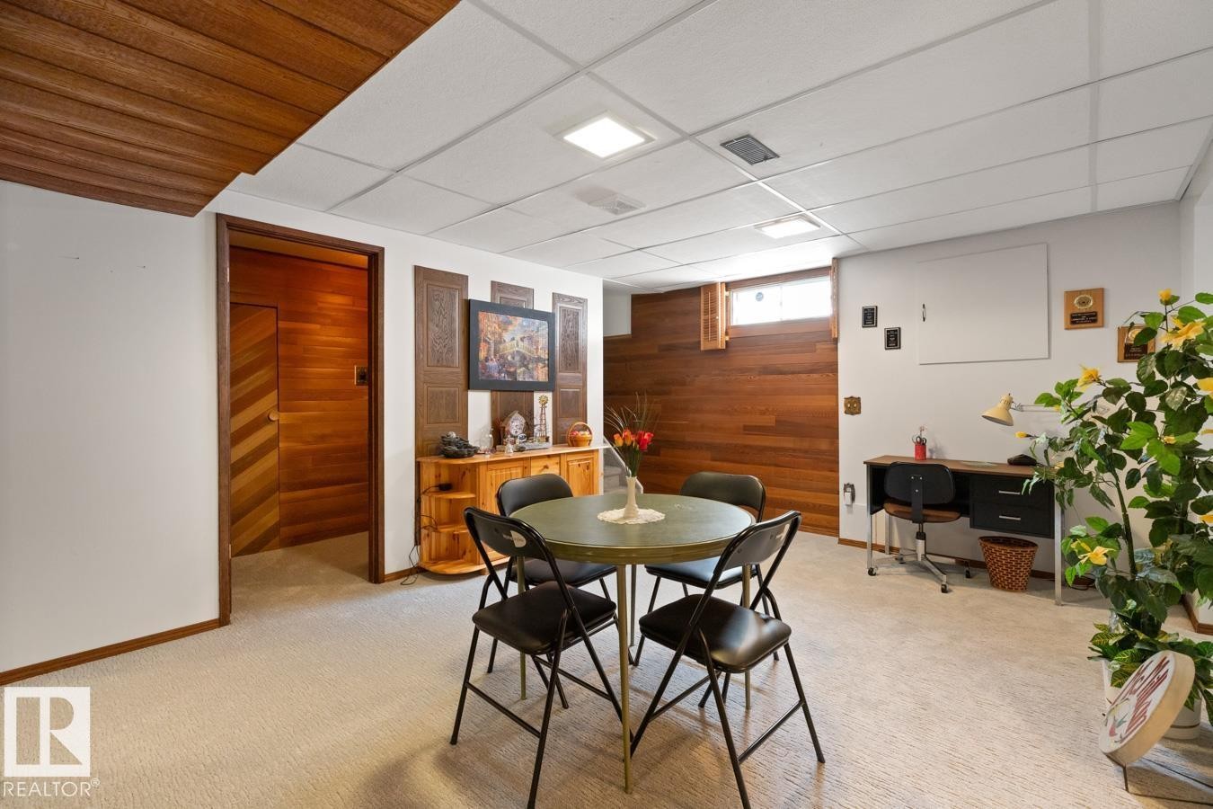 60 Peace River Drive, Devon, AB - Indoor