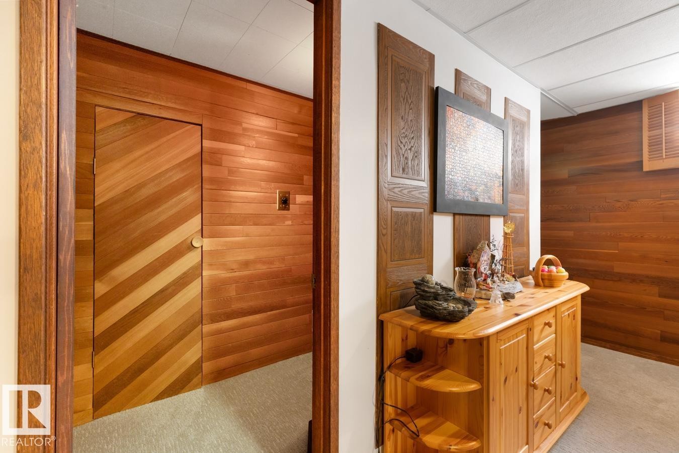 60 Peace River Drive, Devon, AB - Indoor Photo Showing Other Room