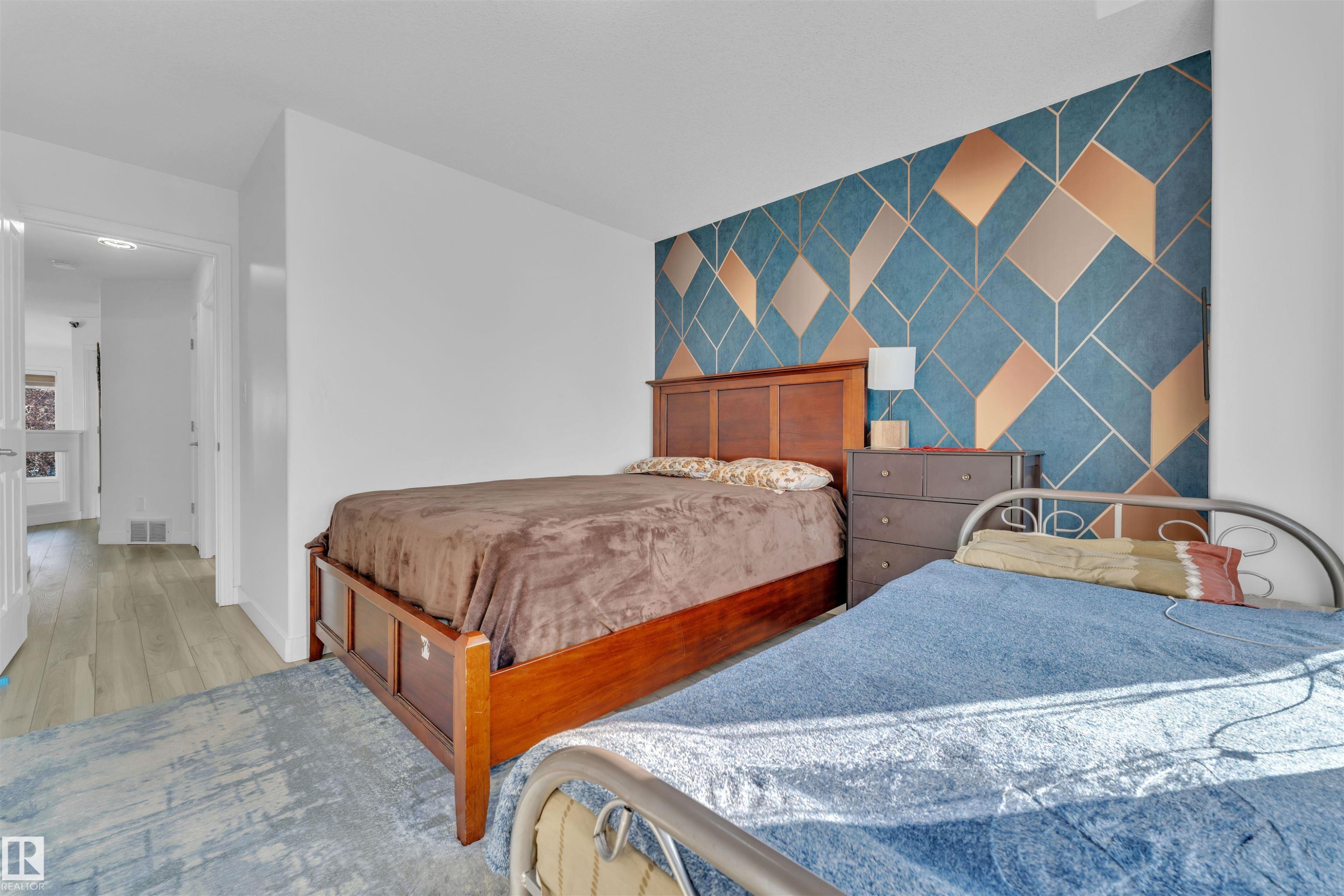 2225 32B Street, Edmonton, AB - Indoor Photo Showing Bedroom