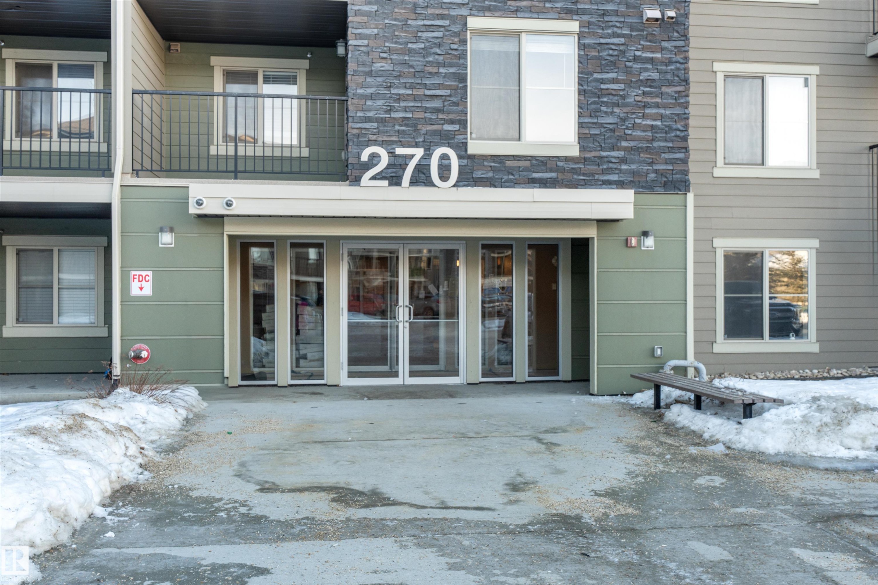 313 270 Mcconachie Drive, Edmonton, AB - Outdoor