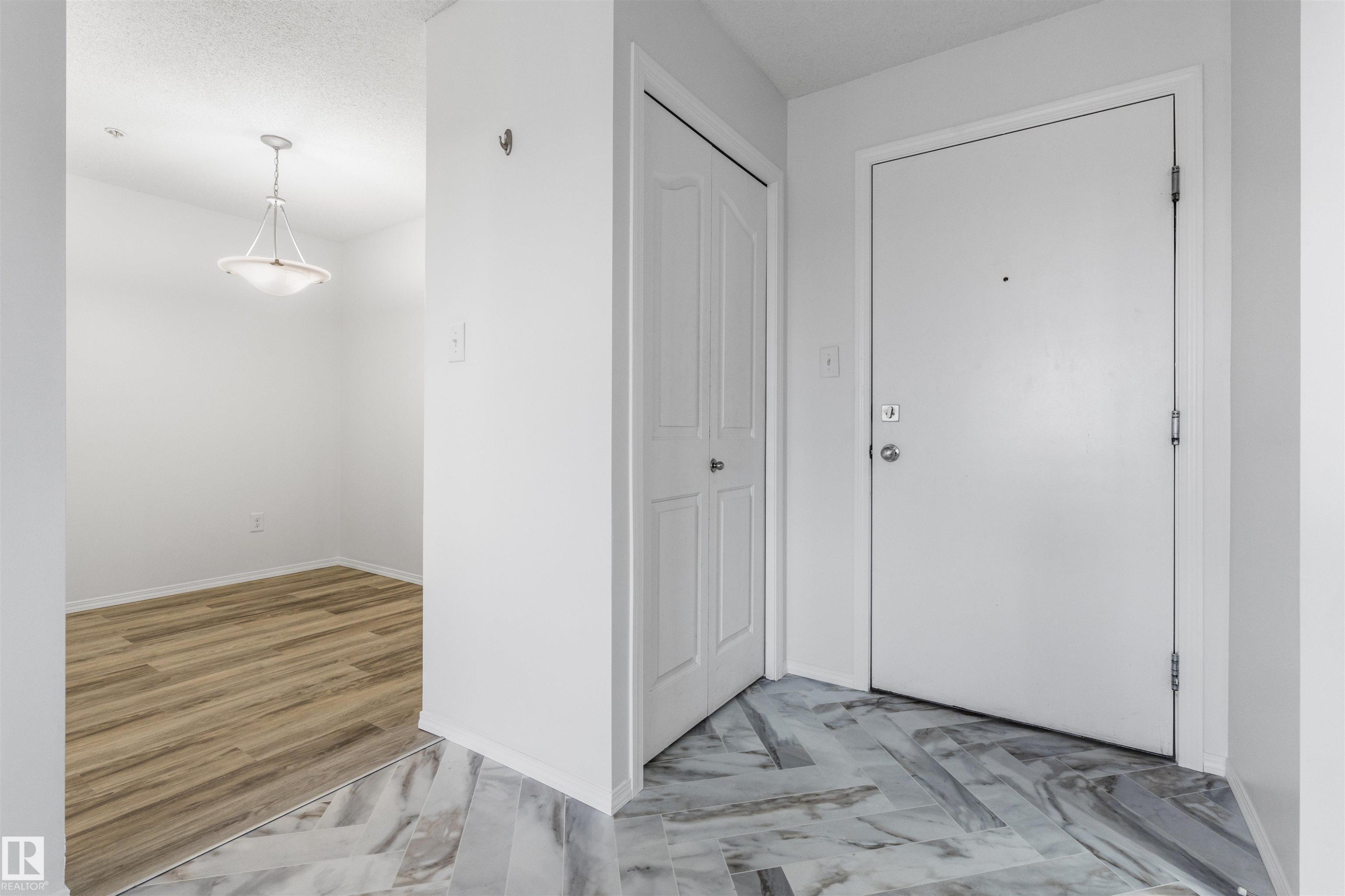 313 270 Mcconachie Drive, Edmonton, AB - Indoor Photo Showing Other Room