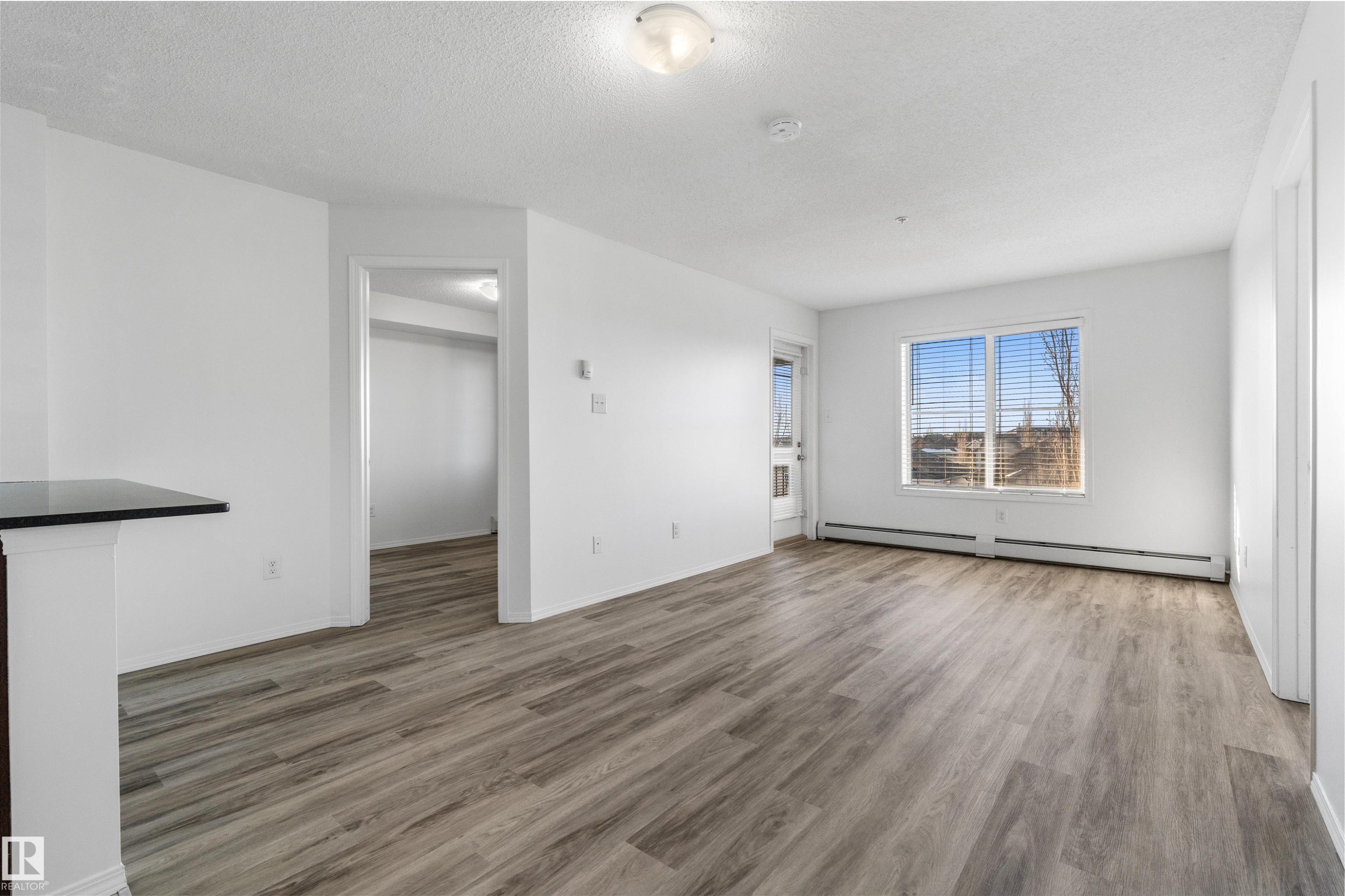 313 270 Mcconachie Drive, Edmonton, AB - Indoor Photo Showing Other Room