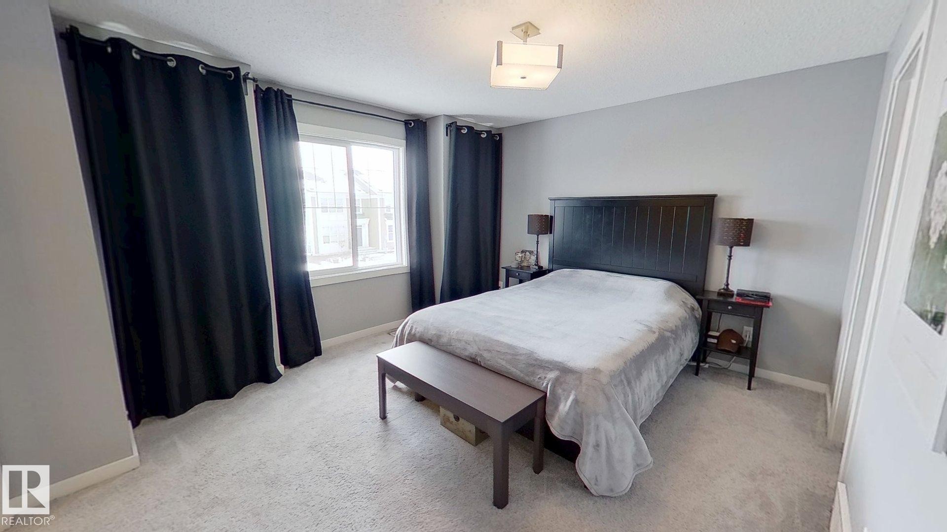 2652 Maple Way, Edmonton, AB - Indoor Photo Showing Bedroom