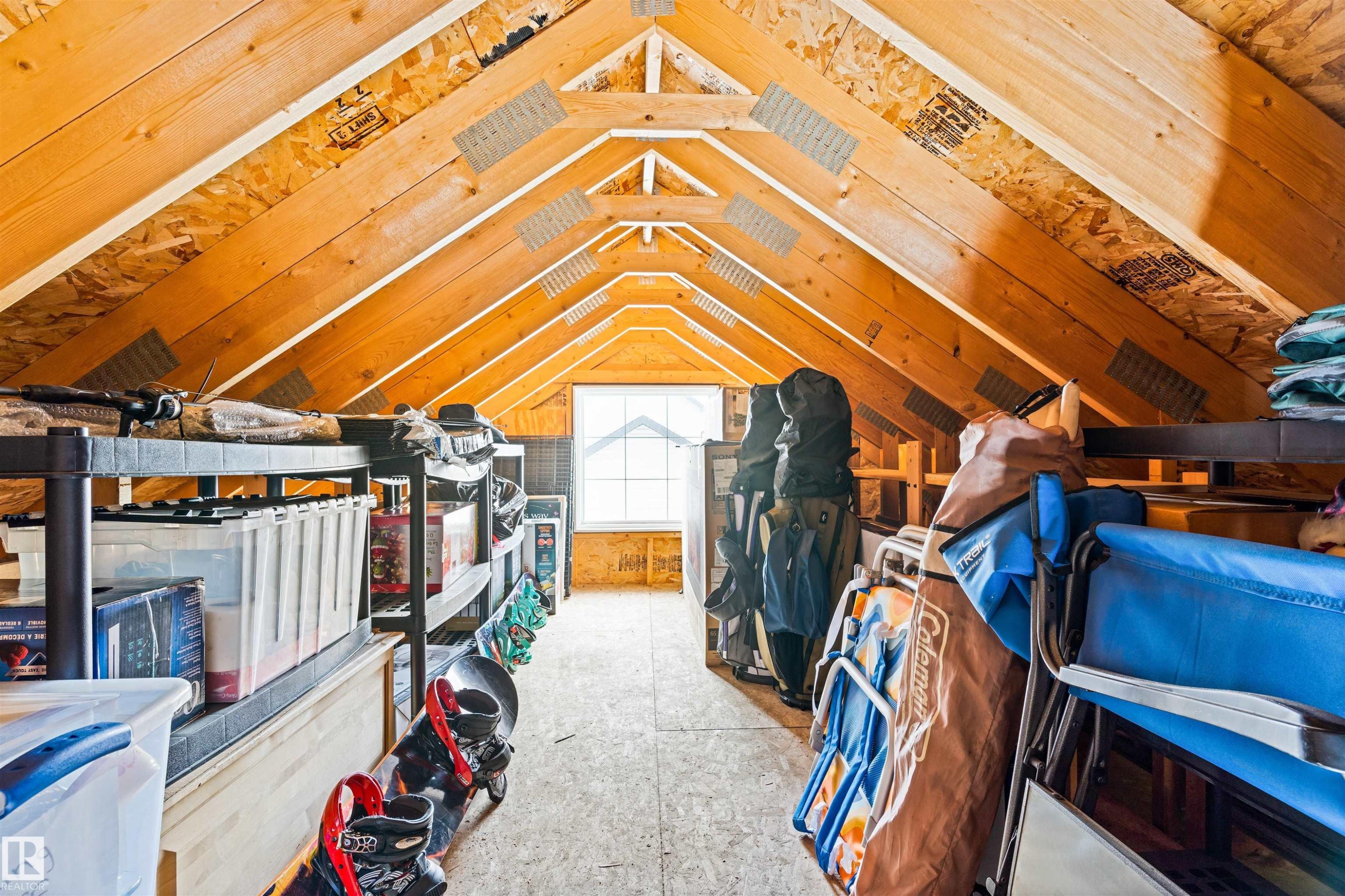 View of attic - 7804 Schmid Place, Edmonton, AB - Indoor