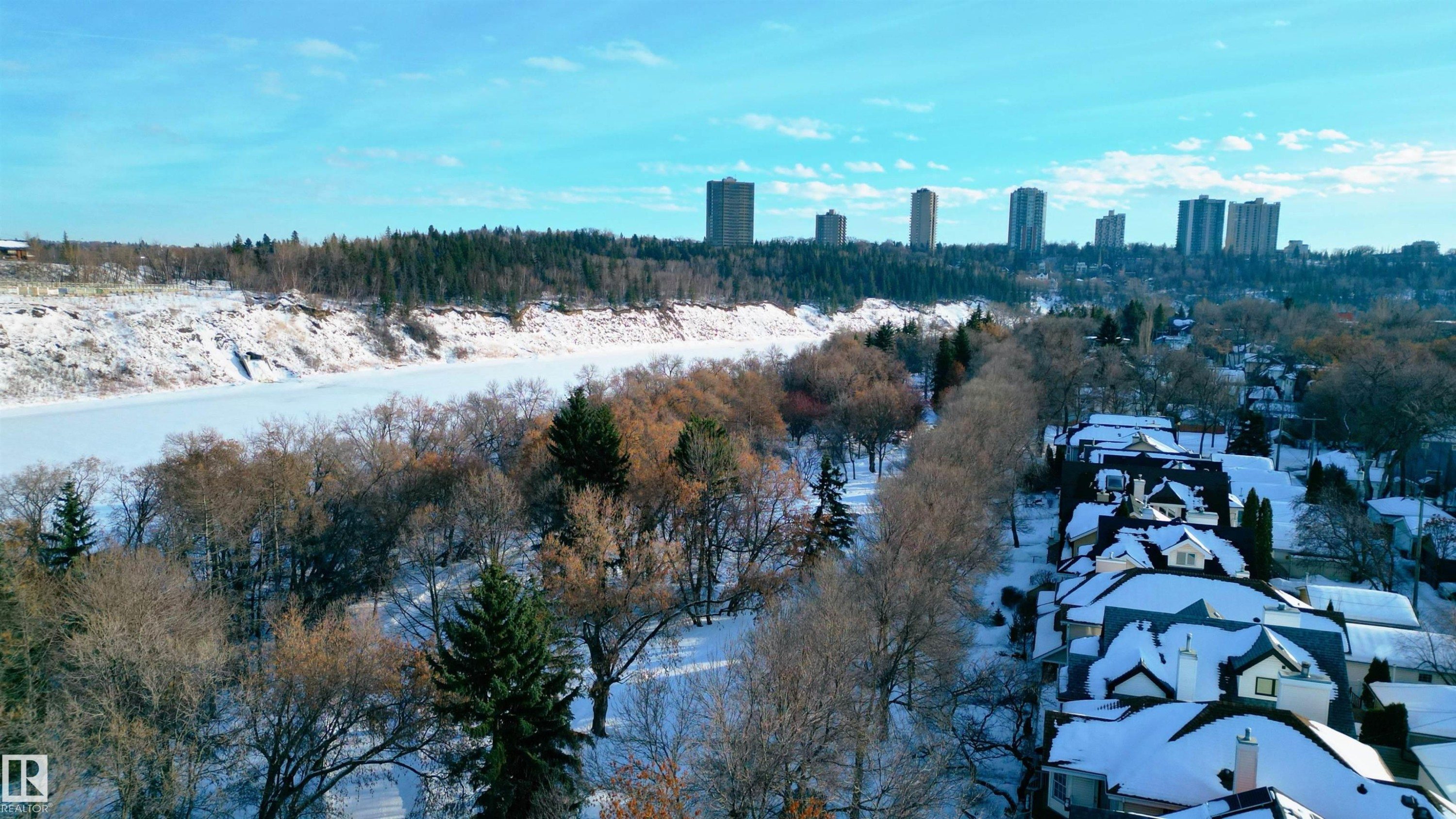 10015 97 Avenue, Edmonton, AB - Outdoor With View