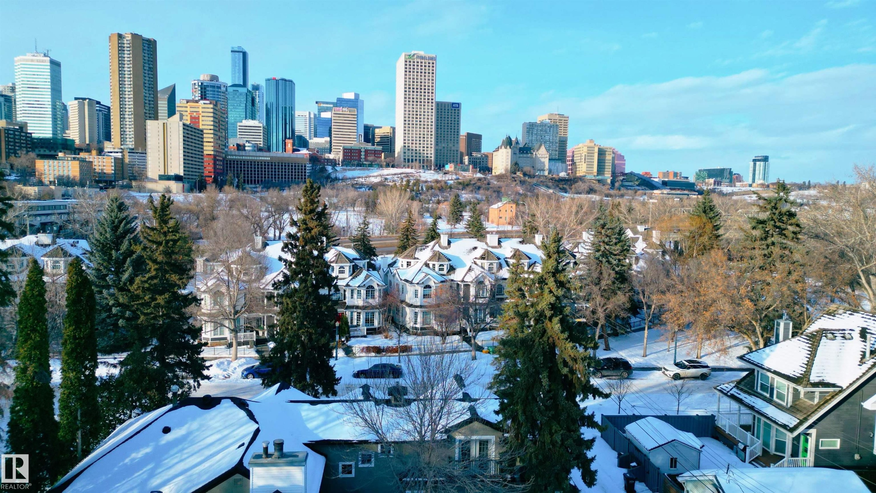 10015 97 Avenue, Edmonton, AB - Outdoor With View