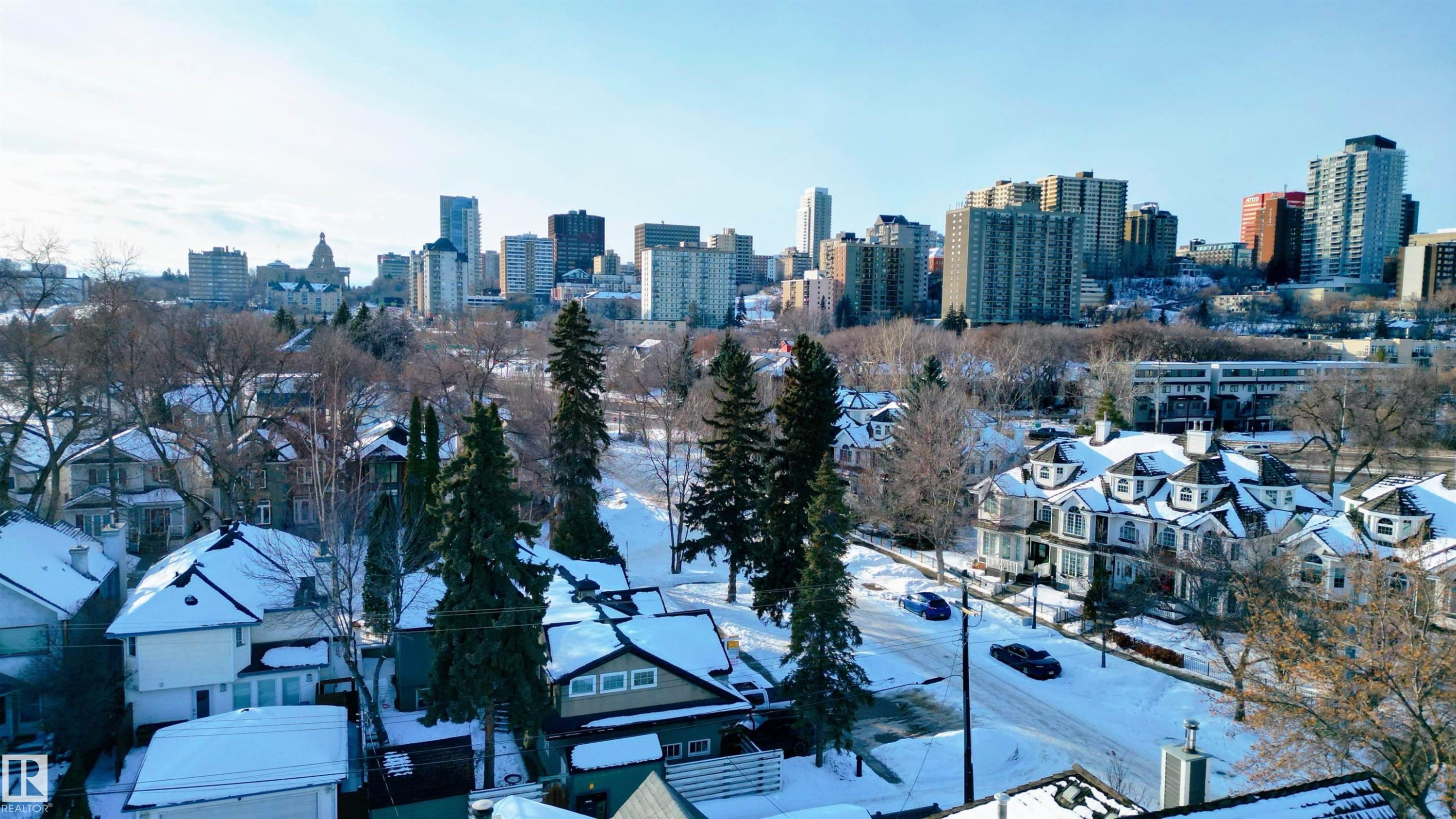 10015 97 Avenue, Edmonton, AB - Outdoor With View