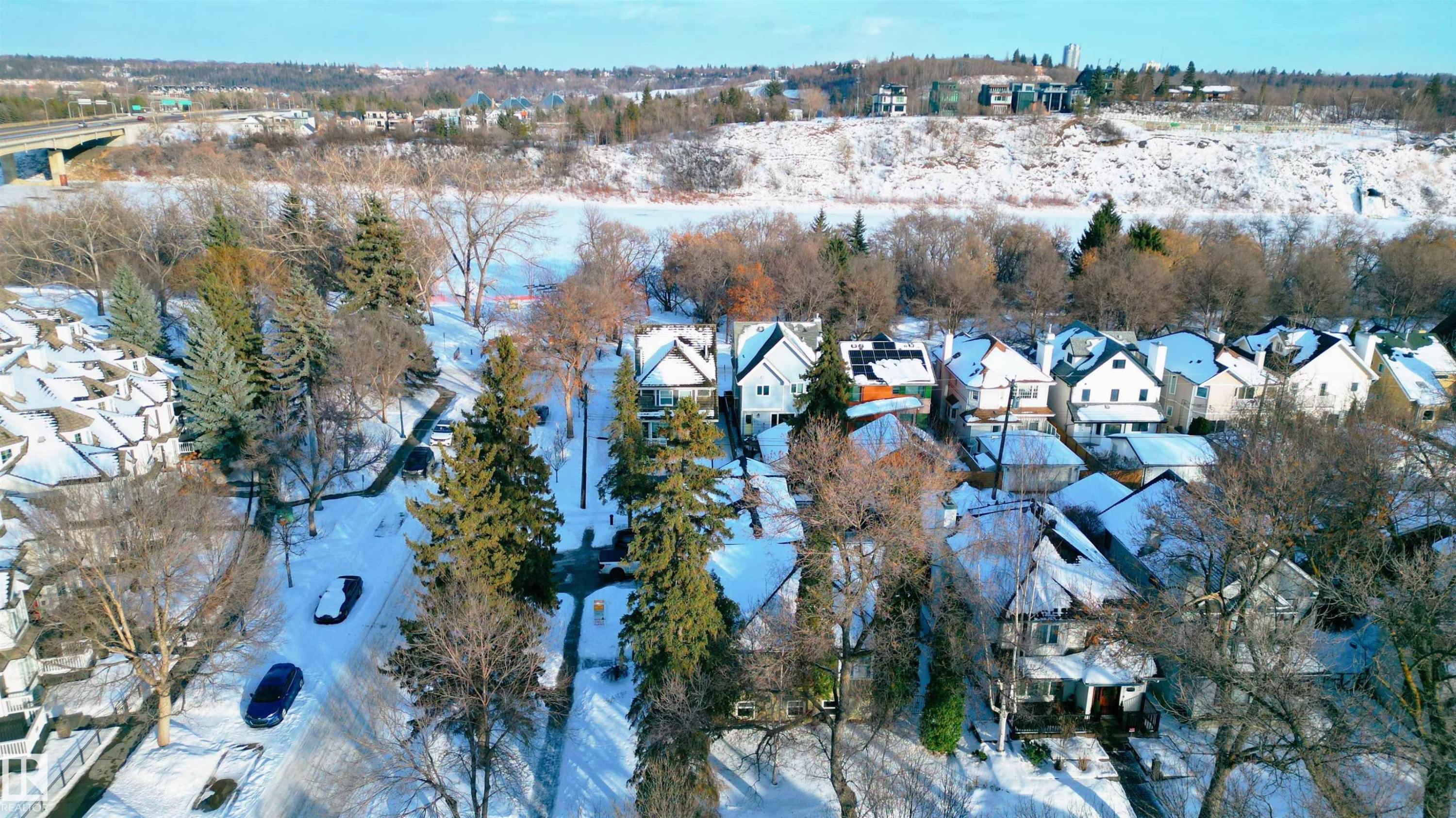 10015 97 Avenue, Edmonton, AB - Outdoor With View