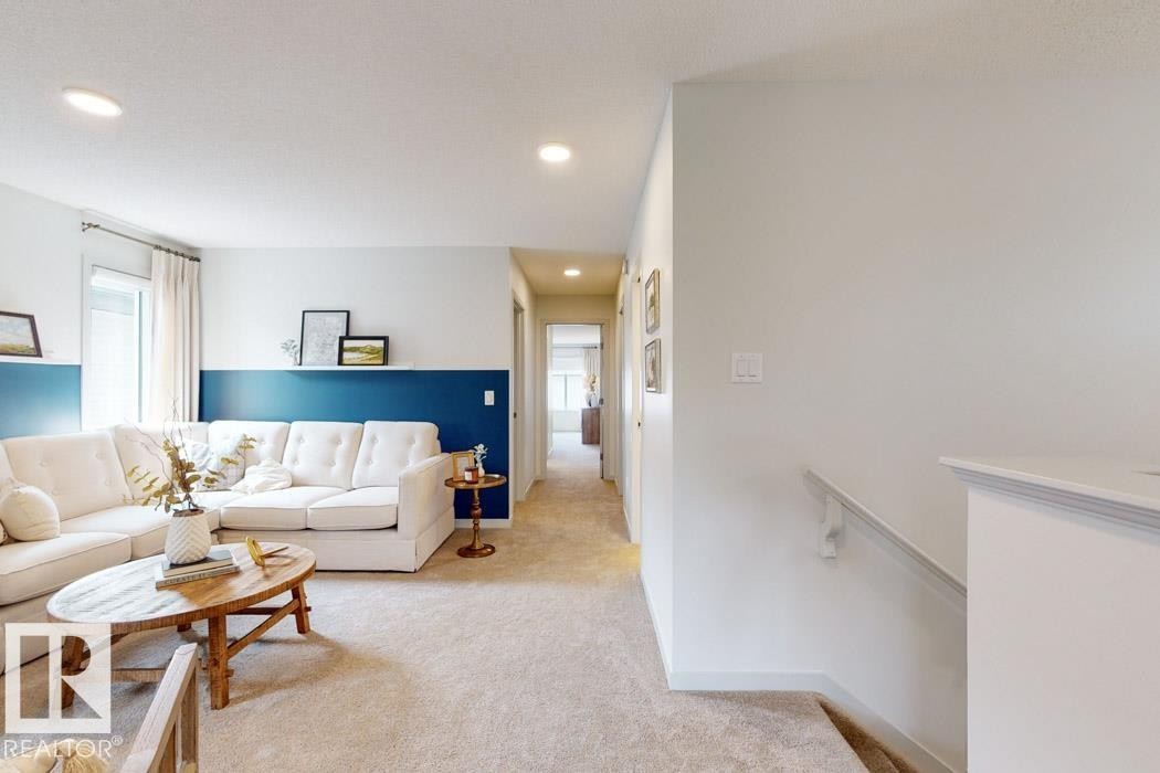8612 183 Avenue, Edmonton, AB - Indoor Photo Showing Living Room