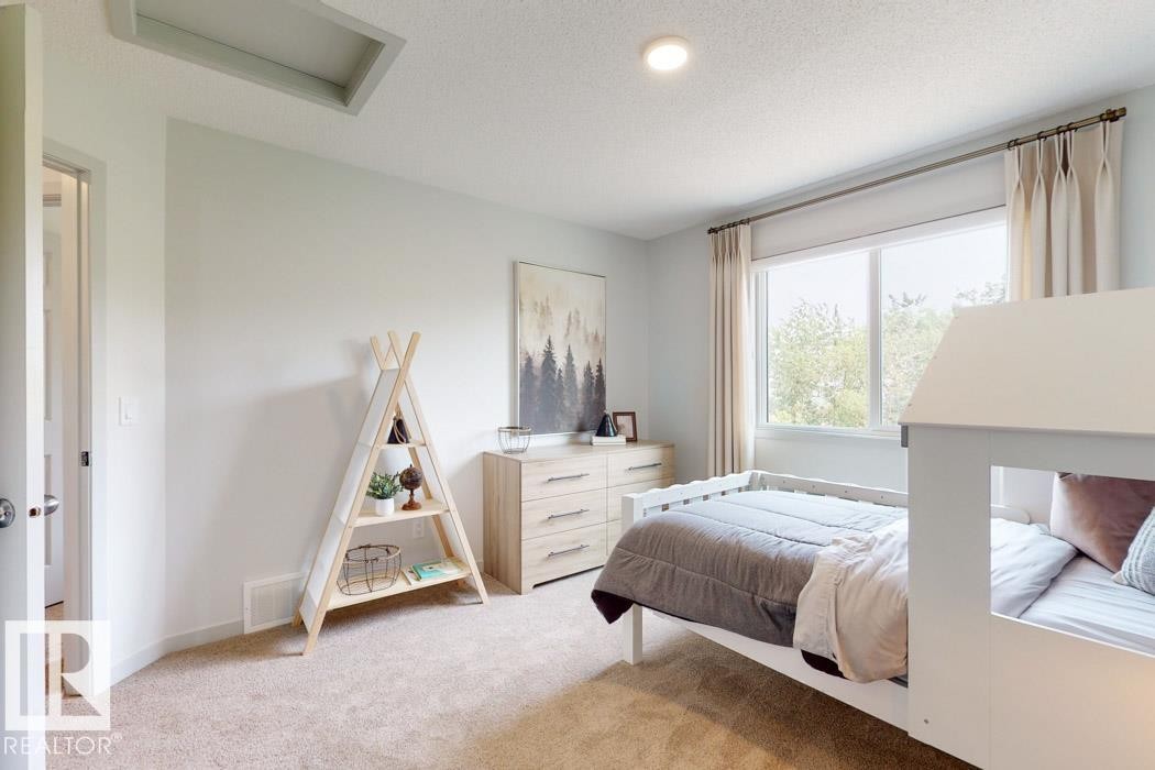 8612 183 Avenue, Edmonton, AB - Indoor Photo Showing Bedroom