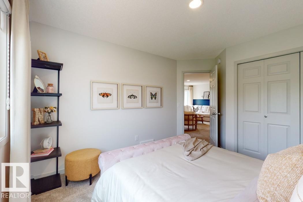 8612 183 Avenue, Edmonton, AB - Indoor Photo Showing Bedroom