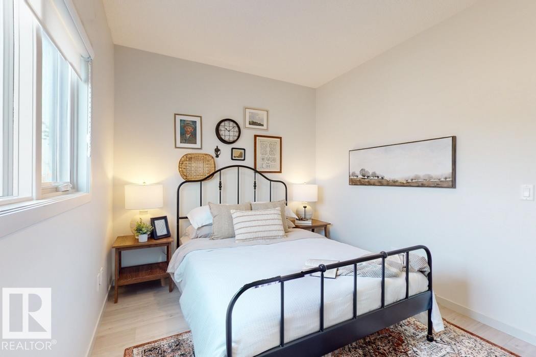 8612 183 Avenue, Edmonton, AB - Indoor Photo Showing Bedroom