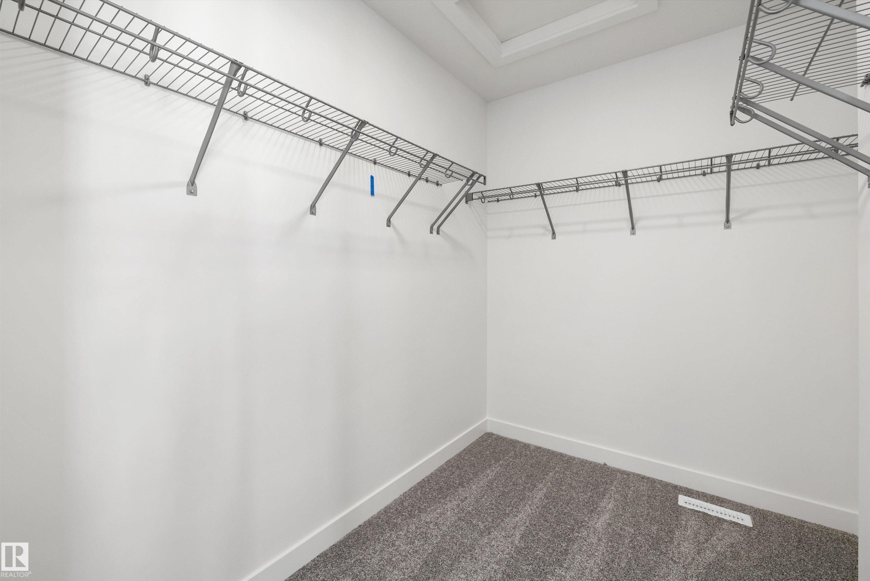20711 43 Avenue Nw, Edmonton, AB - Indoor With Storage