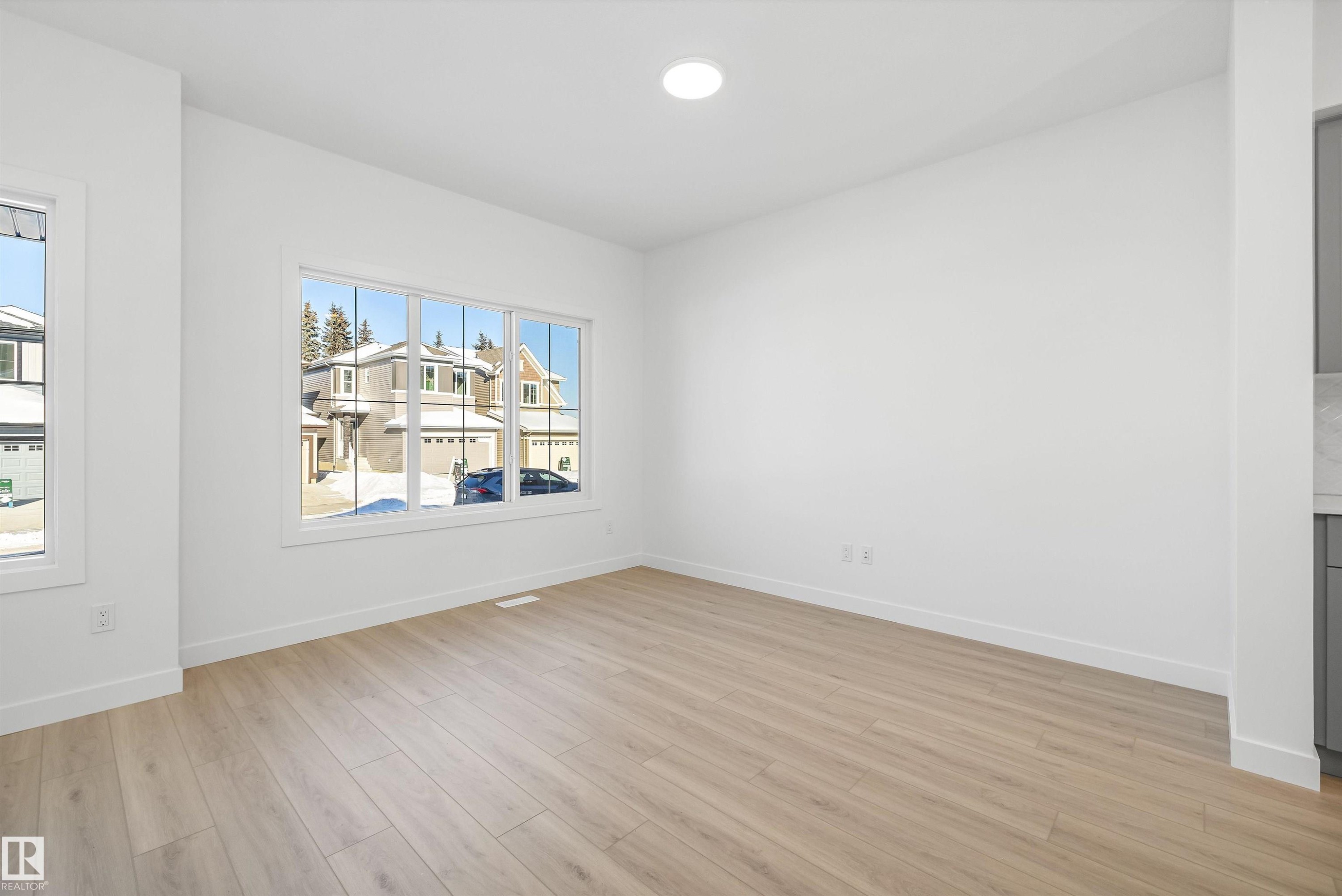 20715 43 Avenue Nw, Edmonton, AB - Indoor Photo Showing Other Room