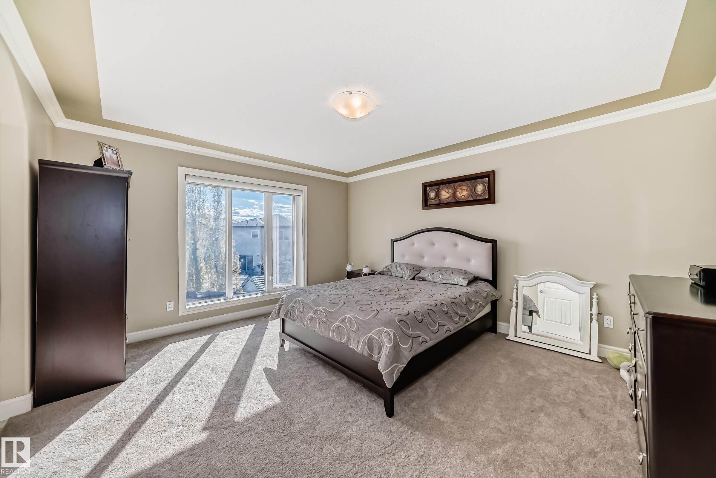 16104 136 Street Nw, Edmonton, AB - Indoor Photo Showing Bedroom