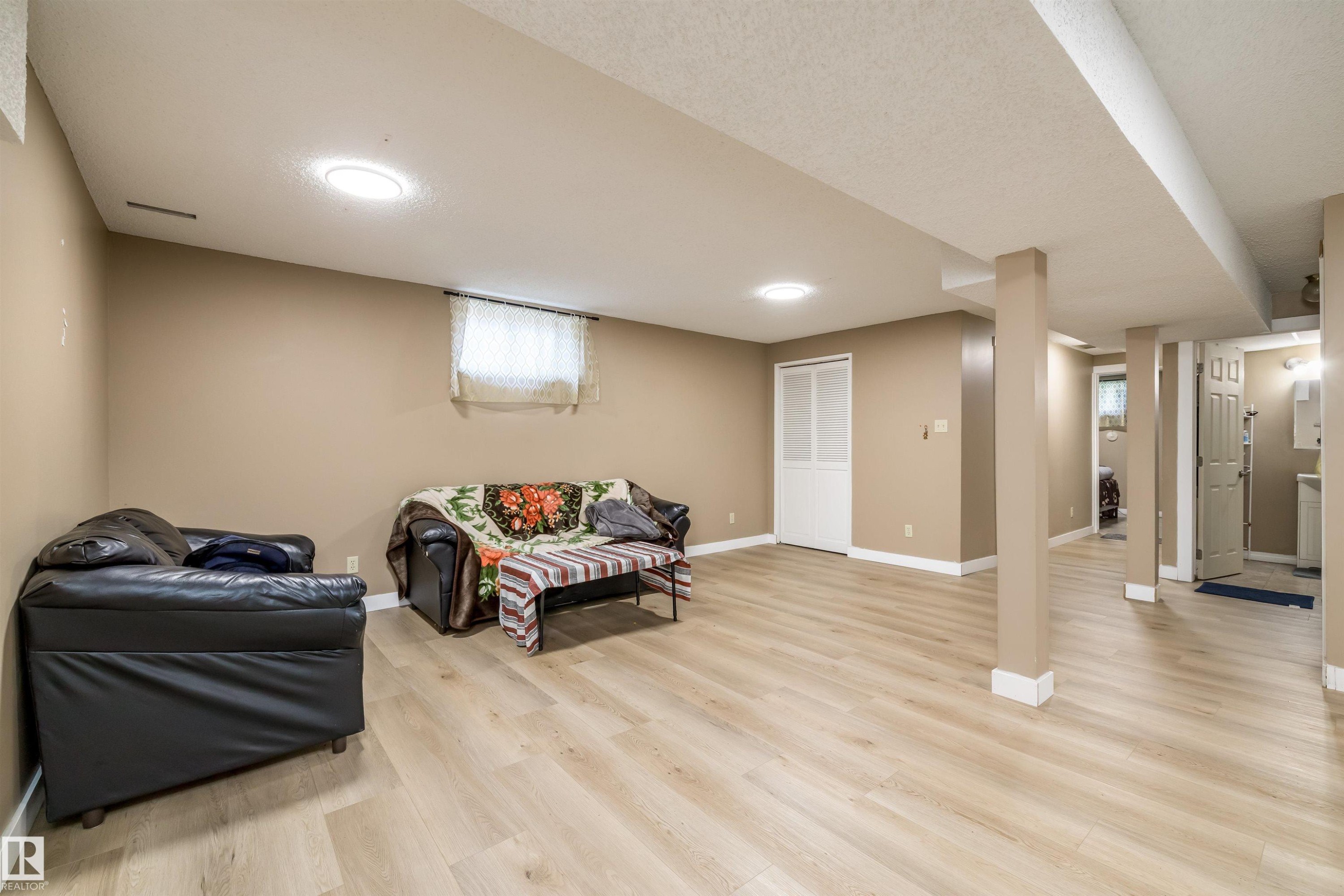 3620 42A Avenue, Edmonton, AB - Indoor Photo Showing Basement