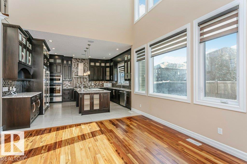 1211 Adamson Drive, Edmonton, AB - Indoor