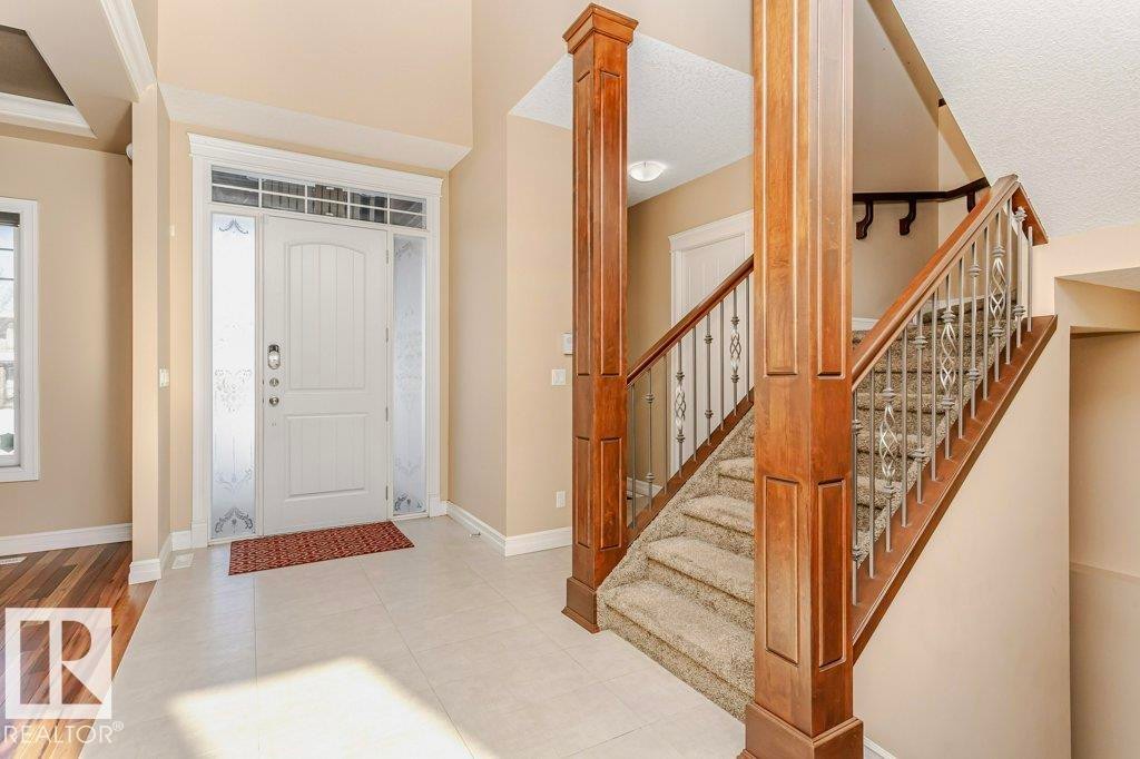 1211 Adamson Drive, Edmonton, AB - Indoor Photo Showing Other Room