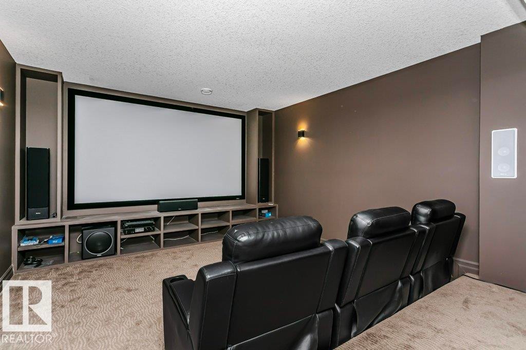 1211 Adamson Drive, Edmonton, AB - Indoor Photo Showing Other Room