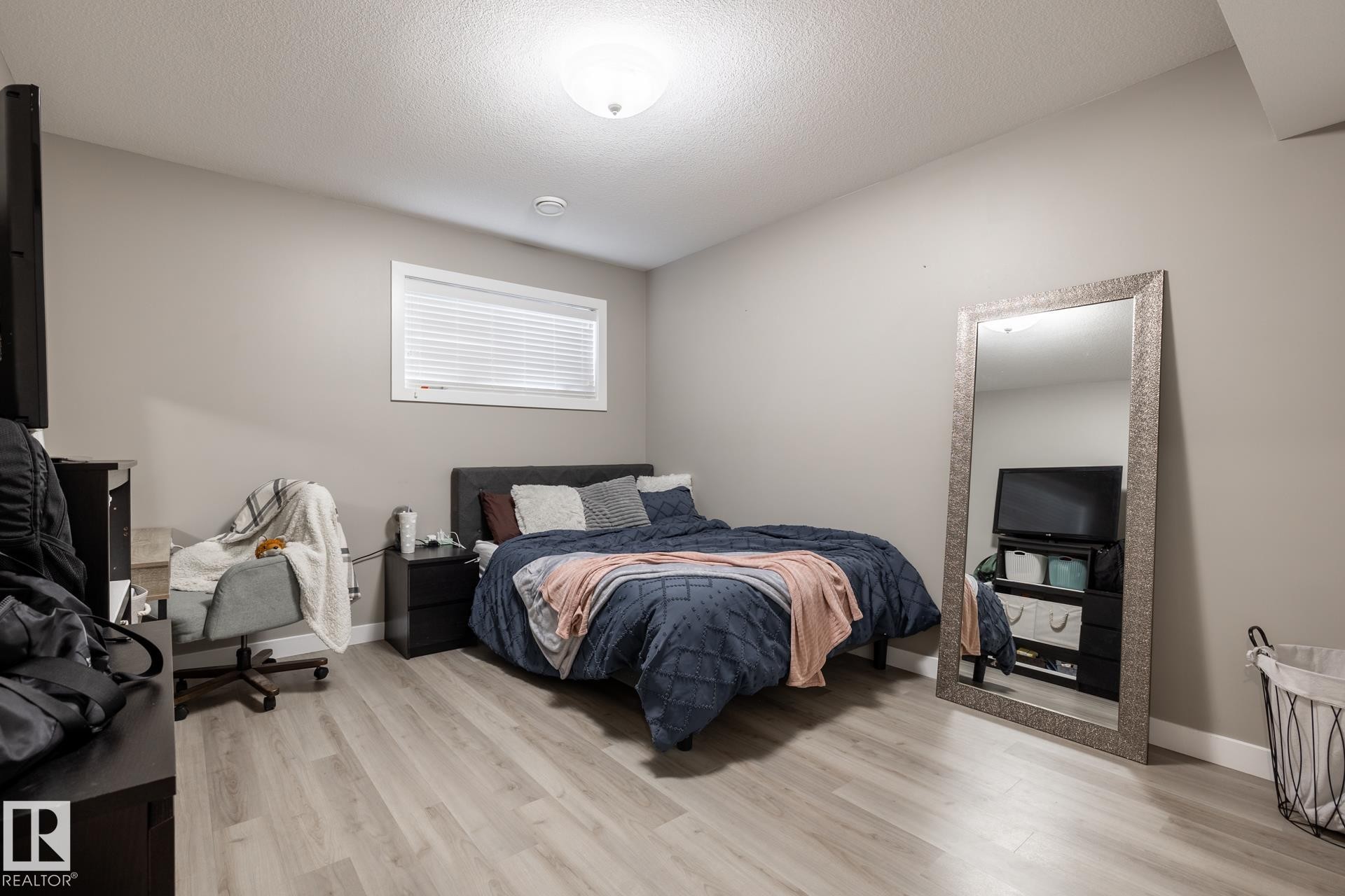 10936 71 Avenue, Edmonton, AB - Indoor Photo Showing Bedroom