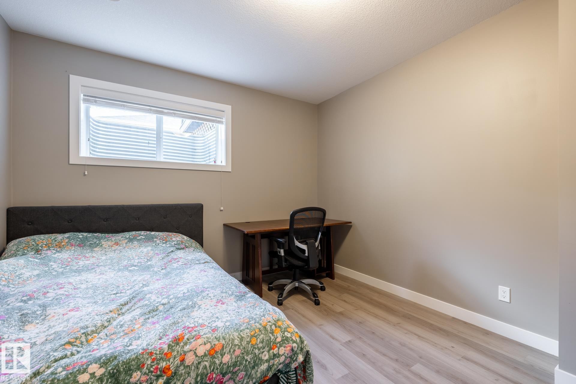 10936 71 Avenue, Edmonton, AB - Indoor Photo Showing Bedroom