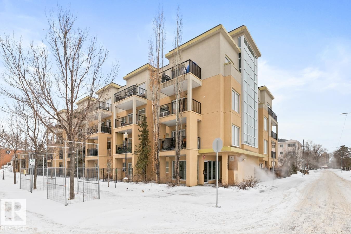 408 11203 103A Avenue, Edmonton, AB - Outdoor With Facade