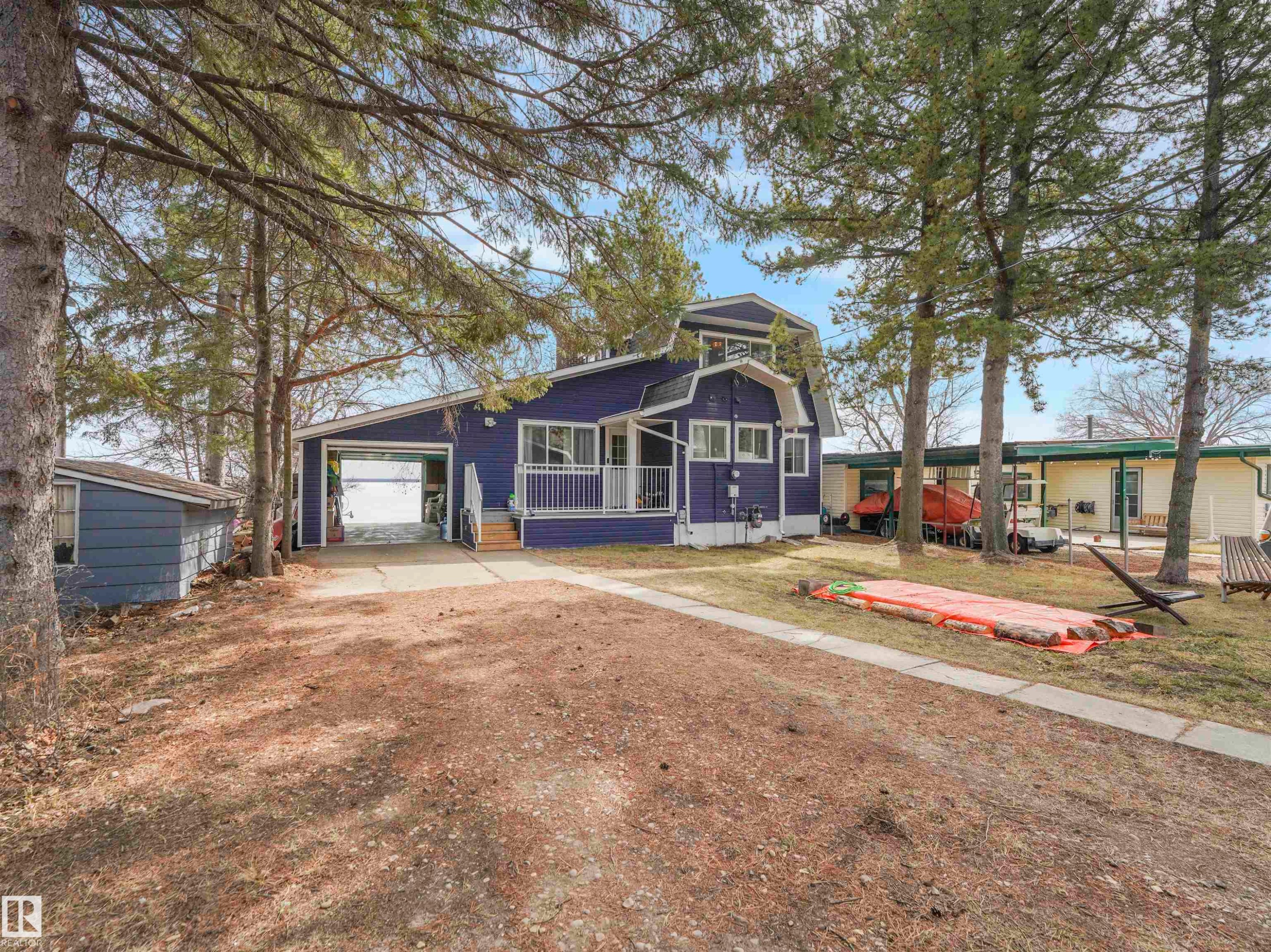 809 8 Street, Rural Lac Ste. Anne County, AB - Outdoor