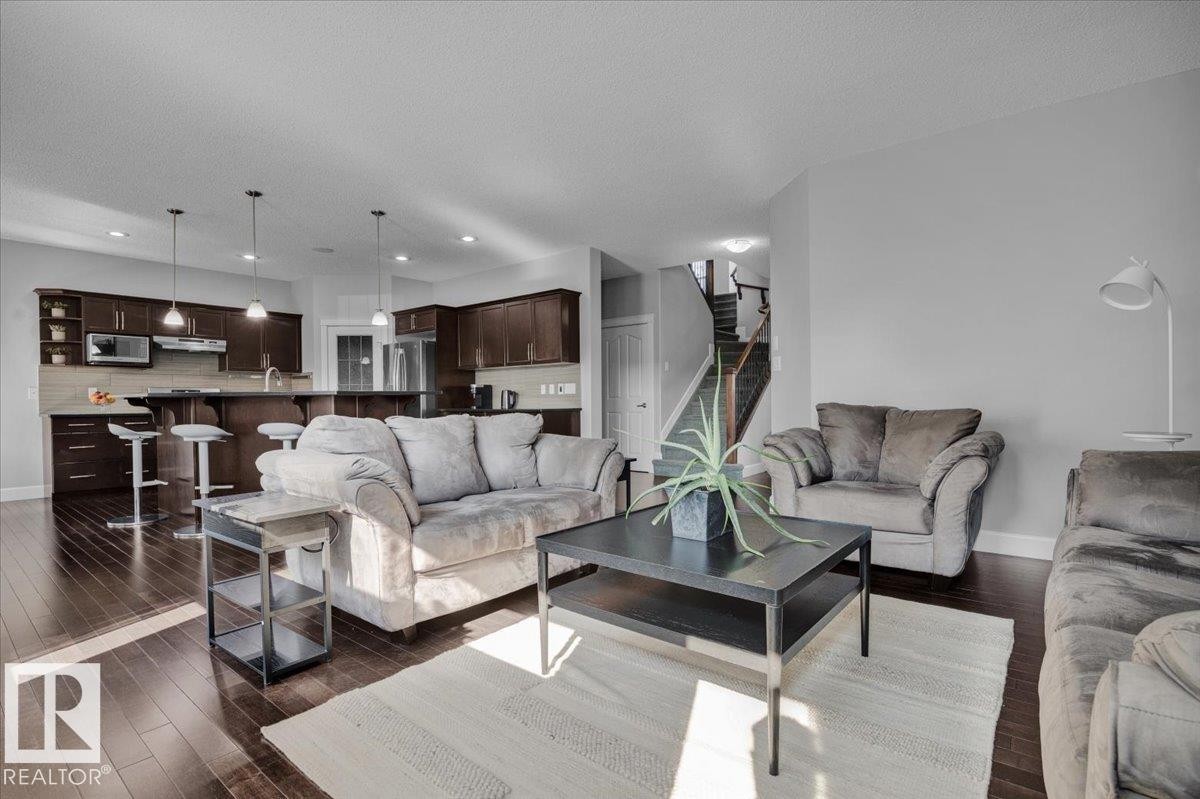 17028 78 Street, Edmonton, AB - Indoor Photo Showing Living Room