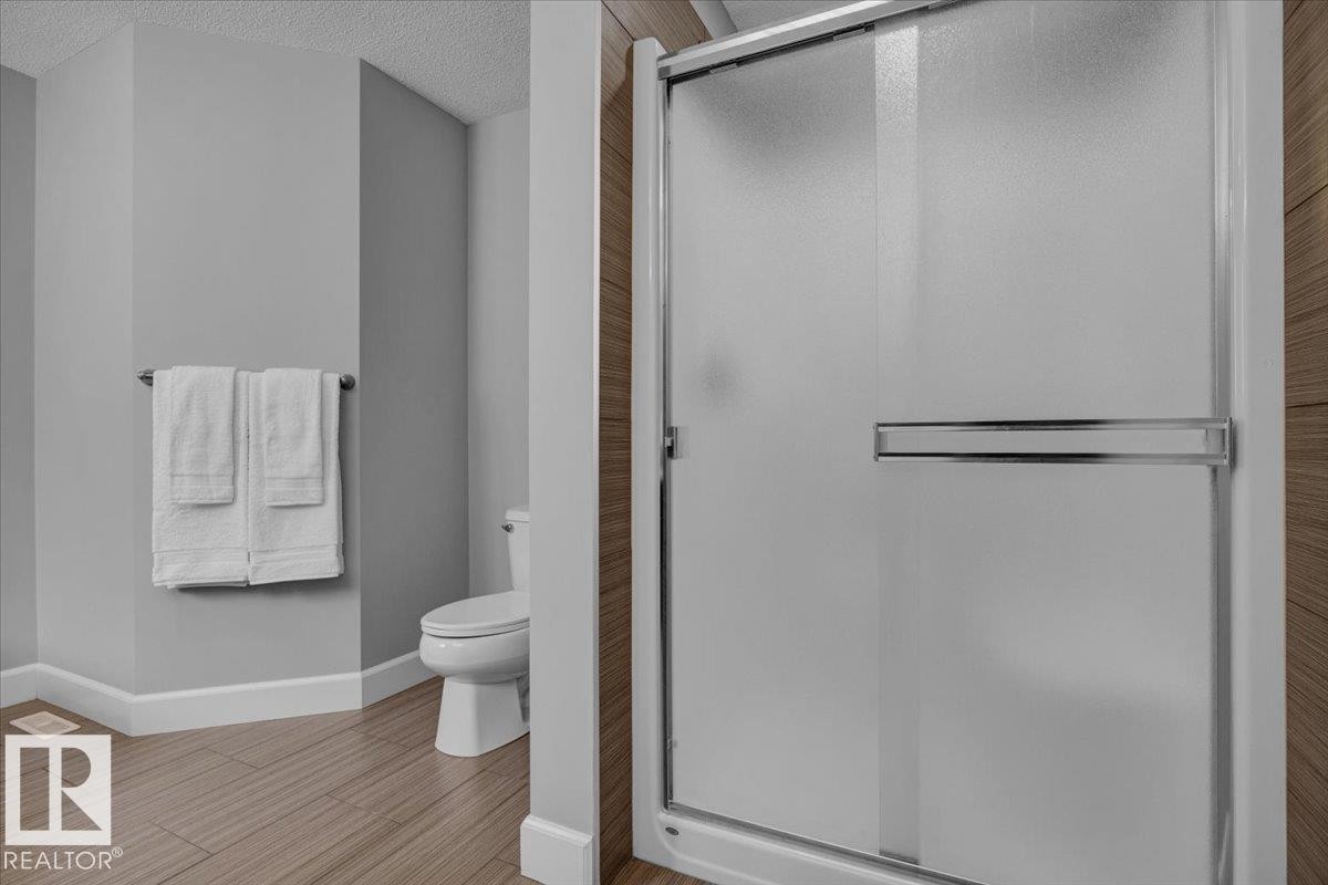 17028 78 Street, Edmonton, AB - Indoor Photo Showing Bathroom