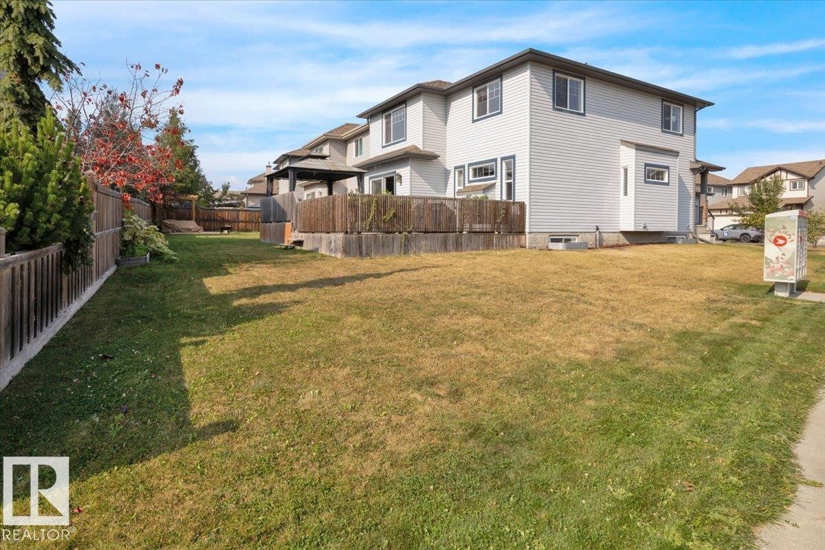 17028 78 Street, Edmonton, AB - Outdoor