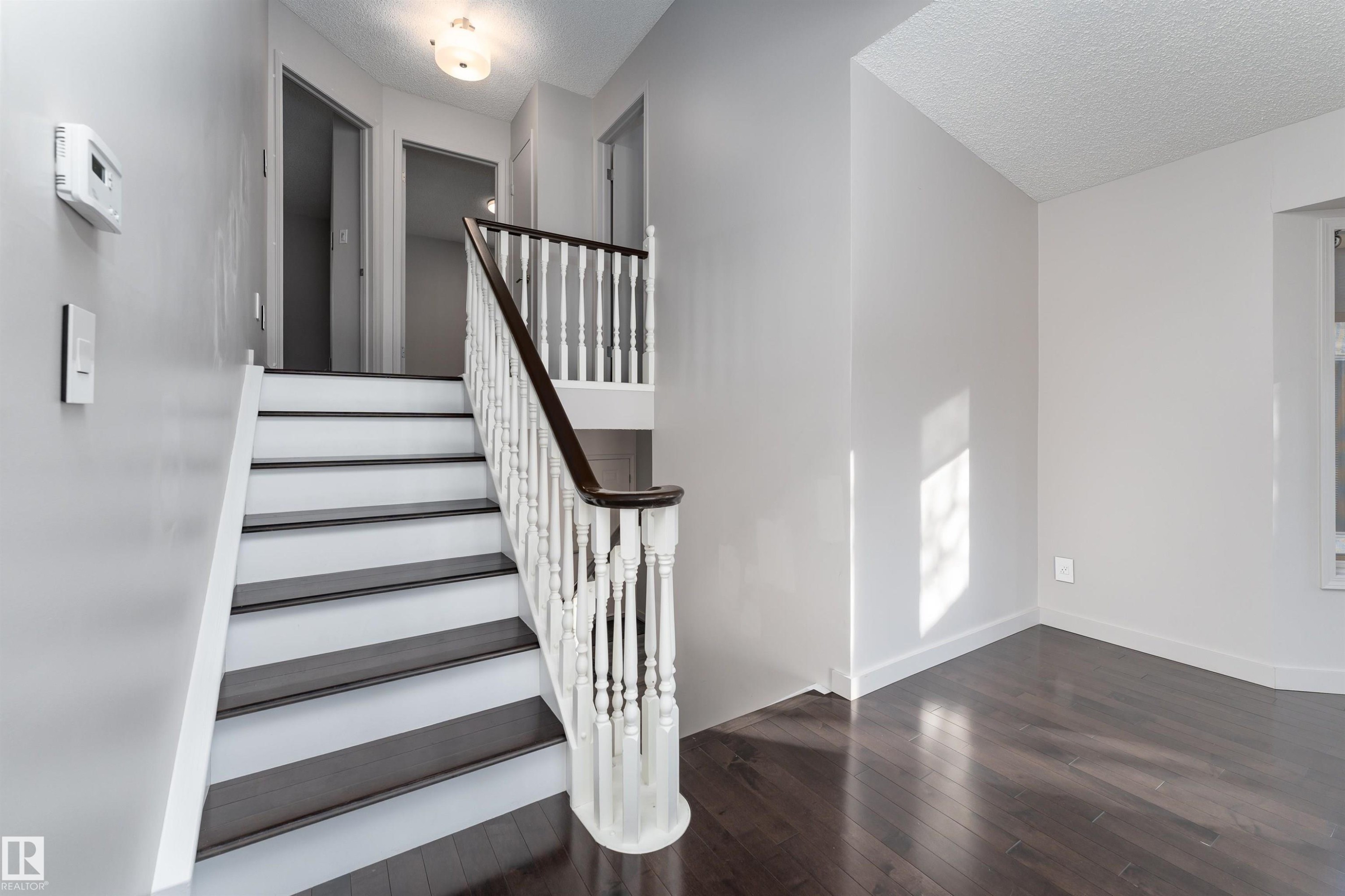 174 Oeming Road, Edmonton, AB - Indoor Photo Showing Other Room