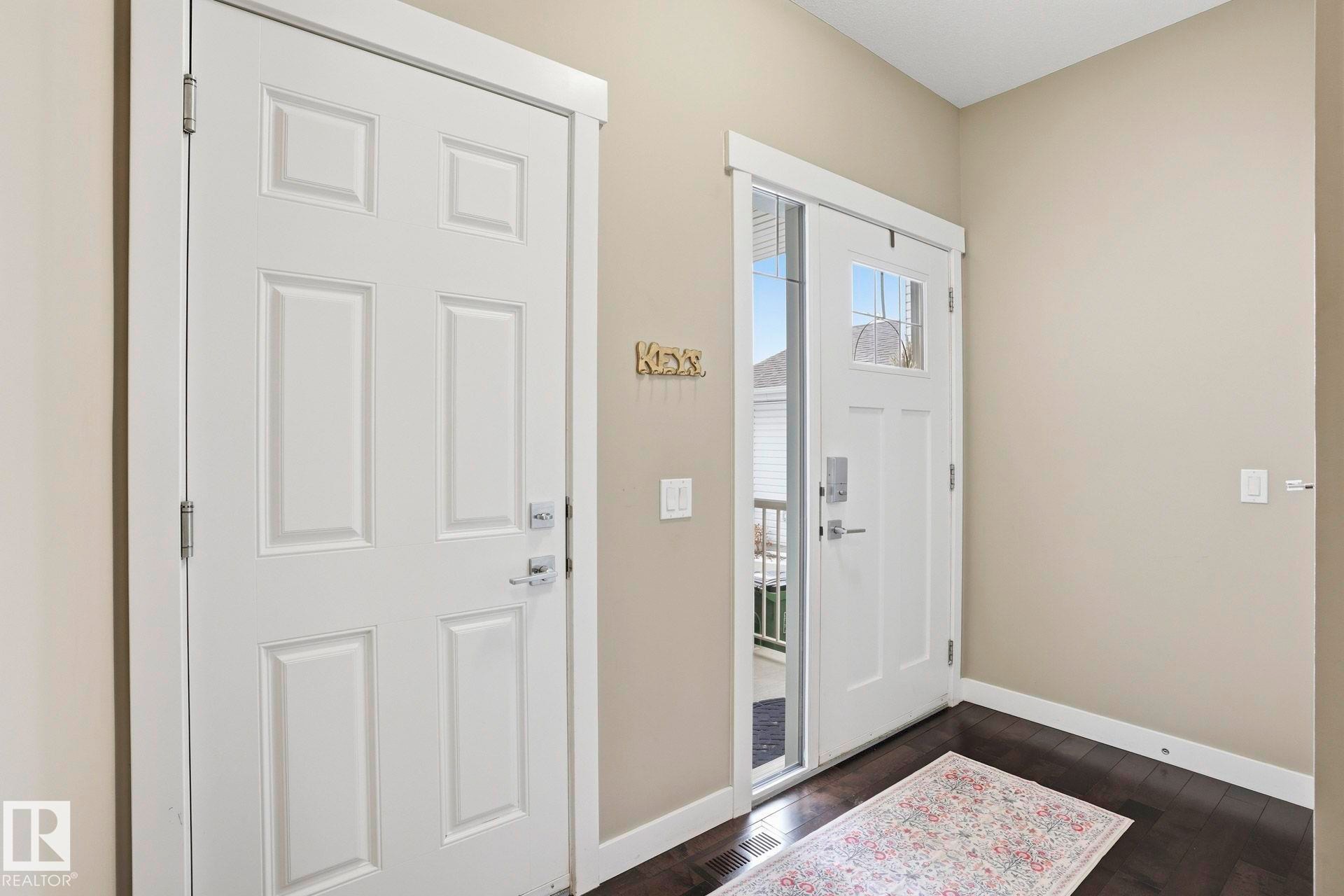 2236 Calhoun Link Link, Edmonton, AB - Indoor Photo Showing Other Room