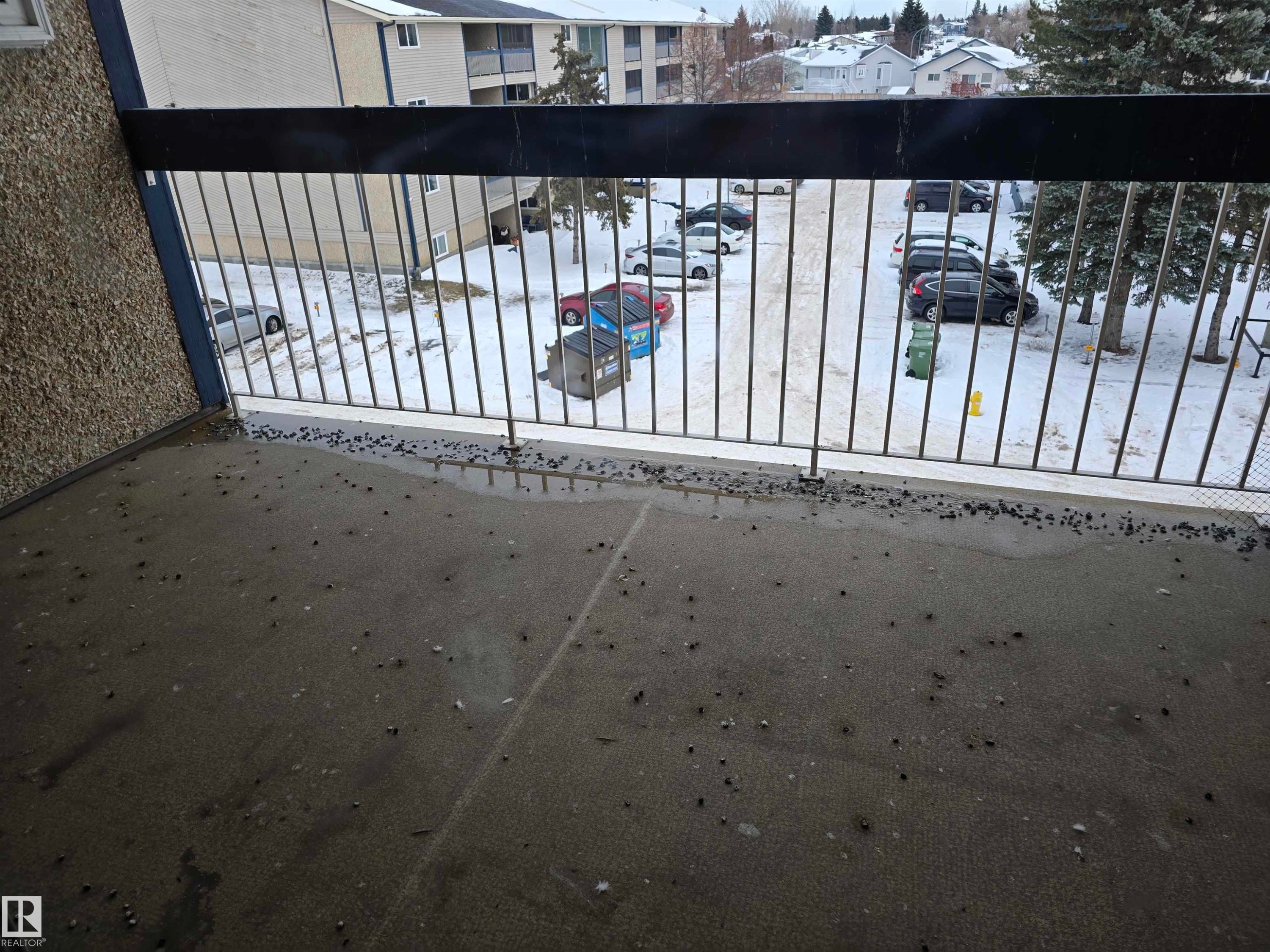 Edmonton, AB - Outdoor