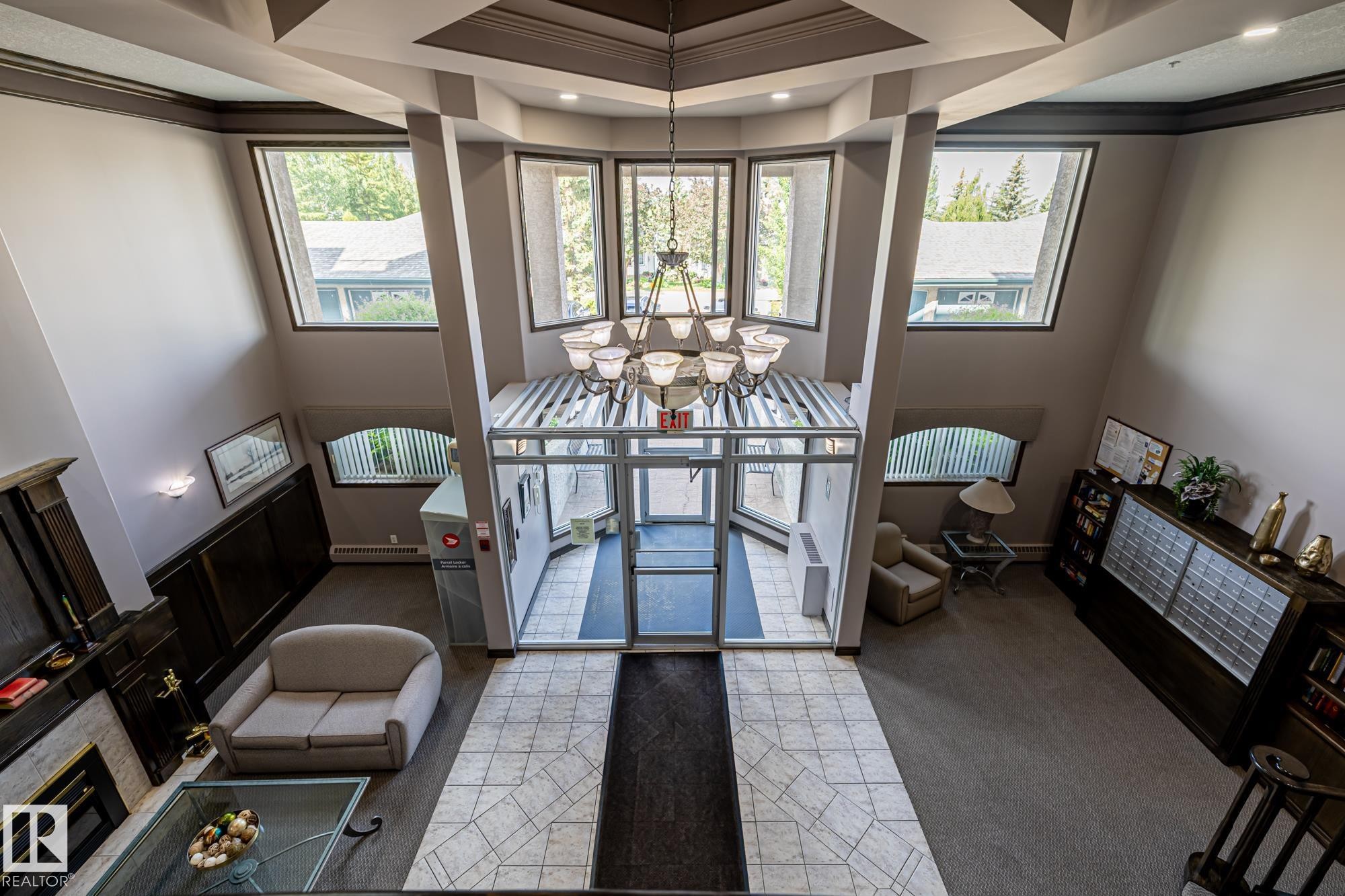 500 182 Haddow Close, Edmonton, AB - Indoor