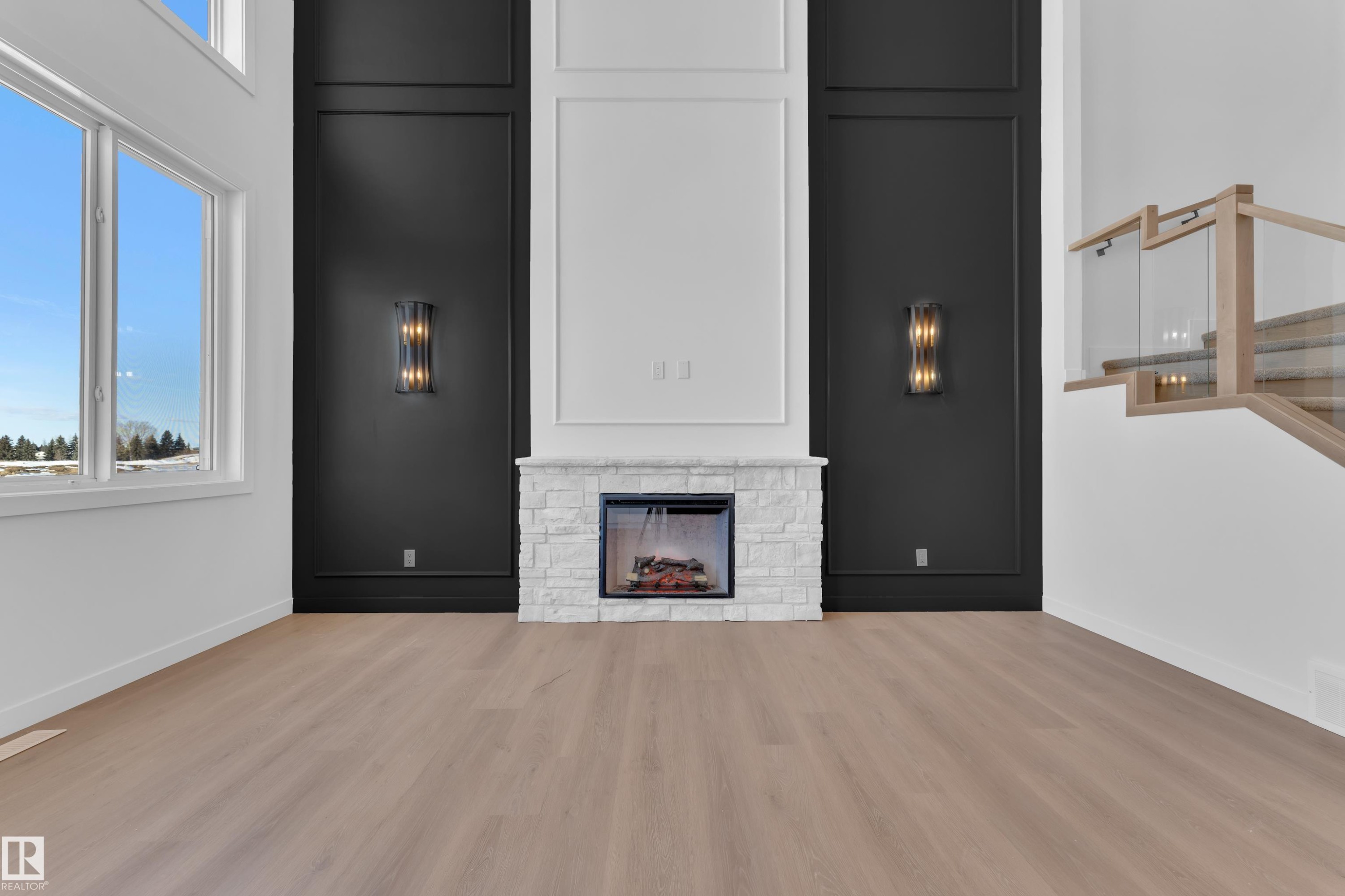 36 Grayson Green, Stony Plain, AB - Indoor Photo Showing Living Room With Fireplace
