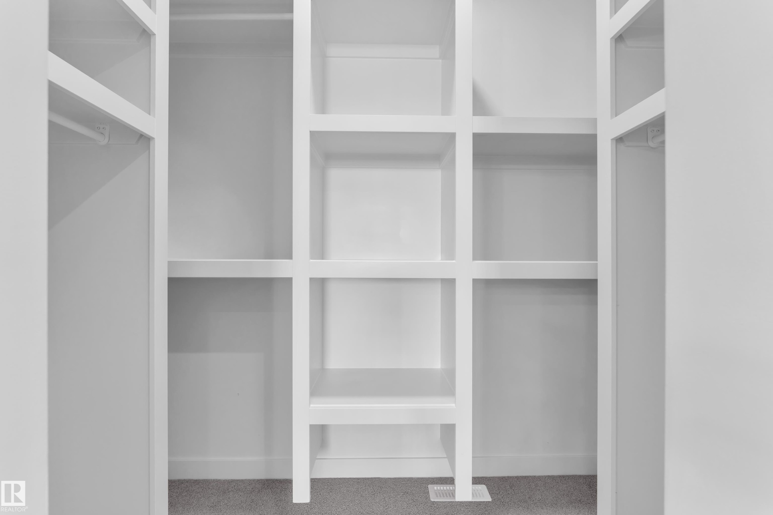 36 Grayson Green, Stony Plain, AB - Indoor With Storage