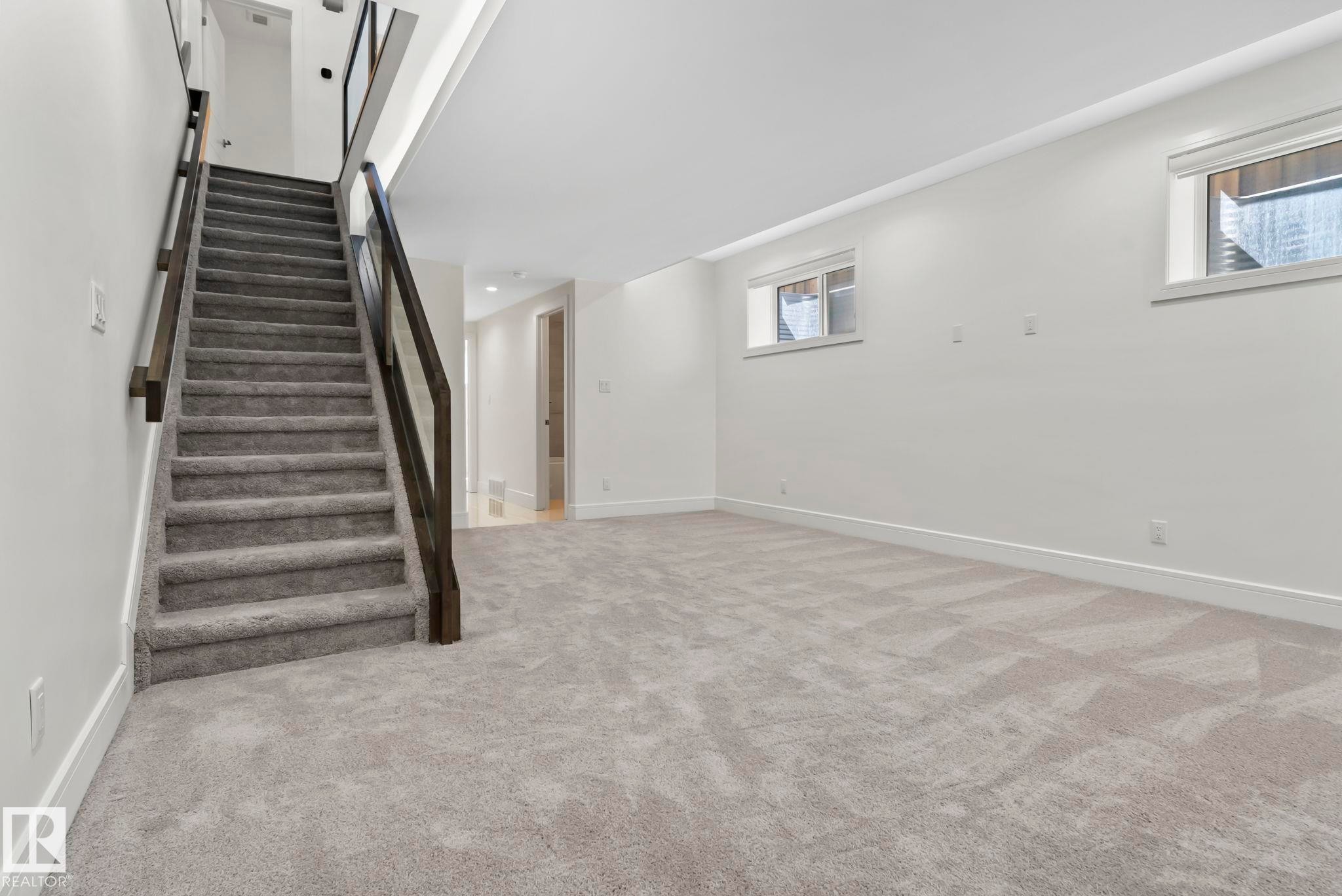 14041 101A Avenue, Edmonton, AB - Indoor Photo Showing Other Room