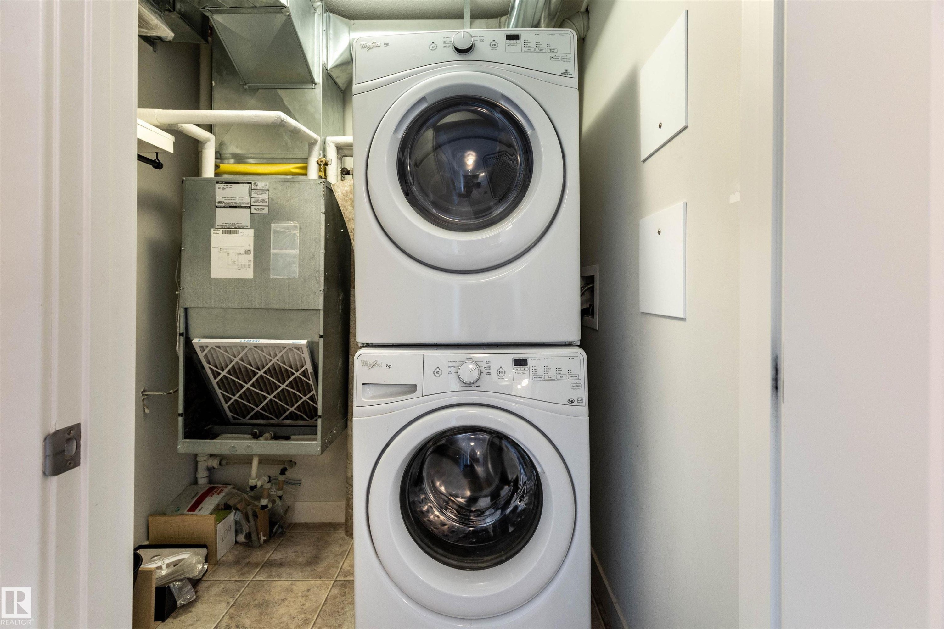 109 5029 Edgemont Boulevard, Edmonton, AB - Indoor Photo Showing Laundry Room