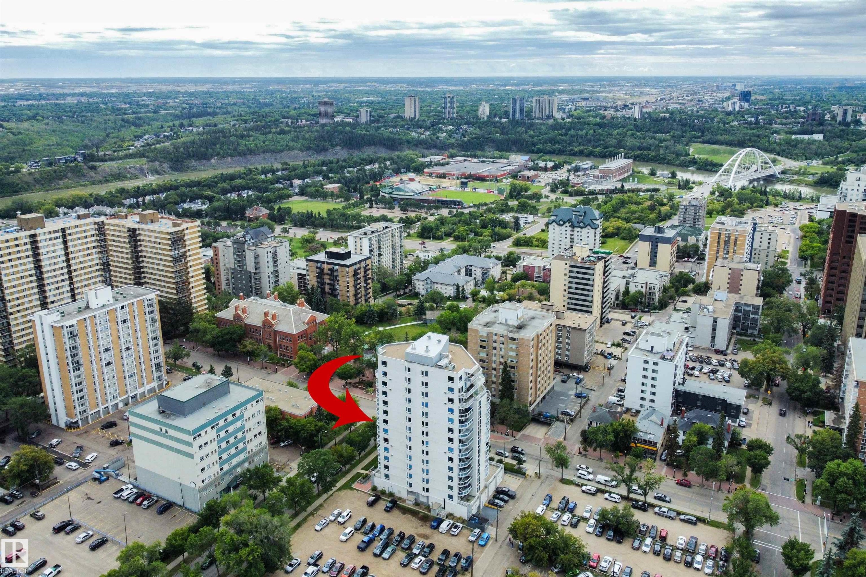 901 10504 99 Avenue, Edmonton, AB - Outdoor With View