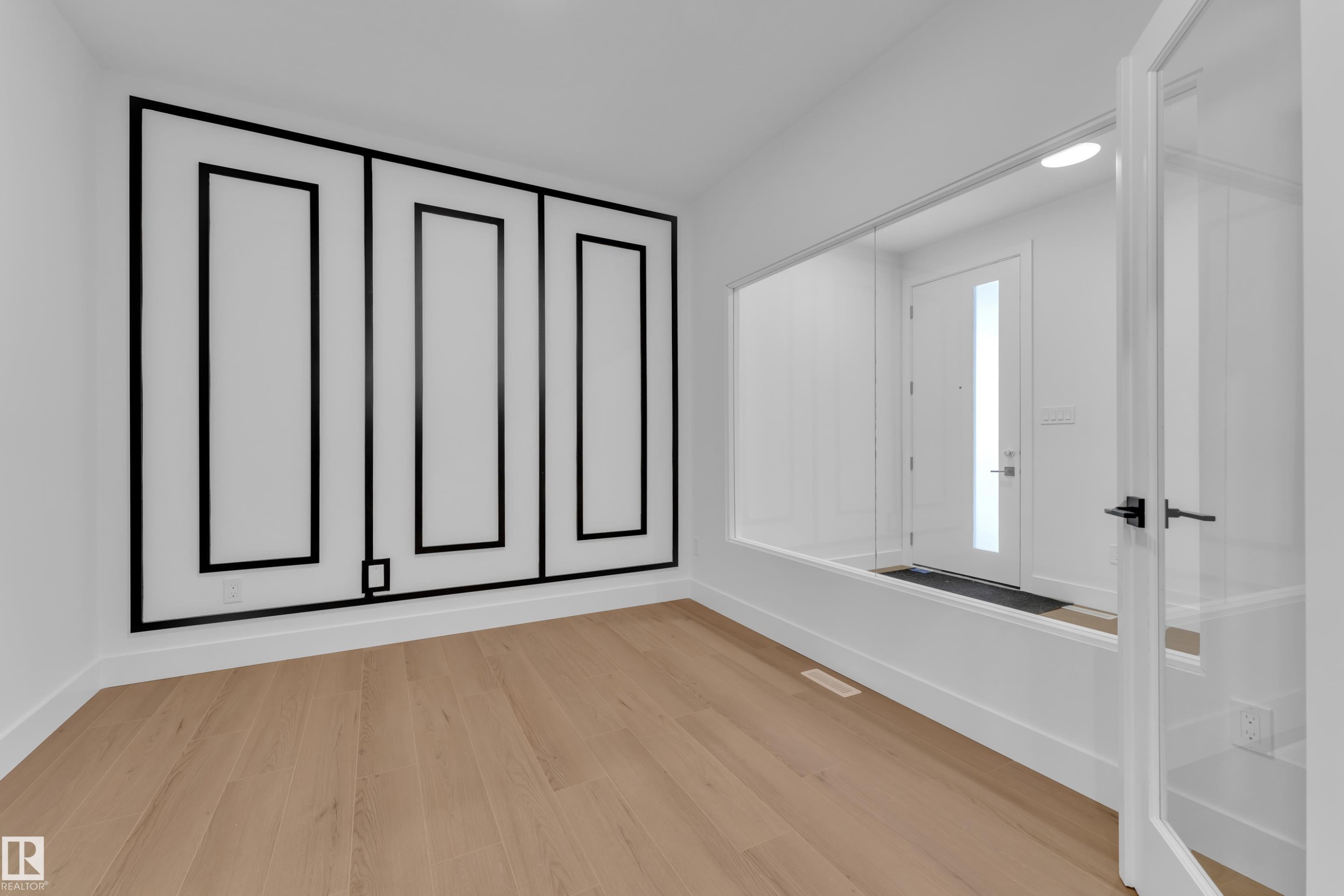 741 Astoria Way, Devon, AB - Indoor Photo Showing Other Room