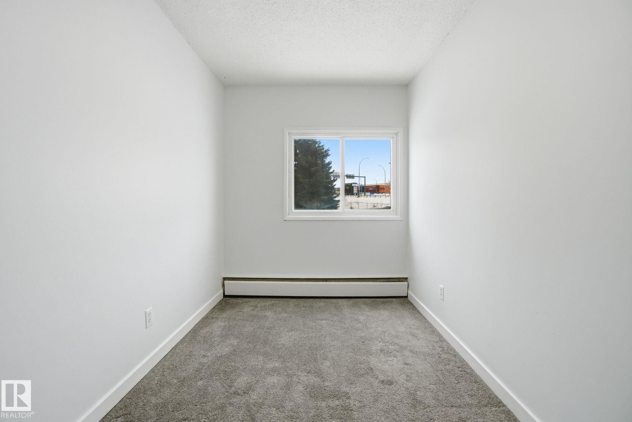 308 2908 116A Avenue, Edmonton, AB - Indoor Photo Showing Other Room