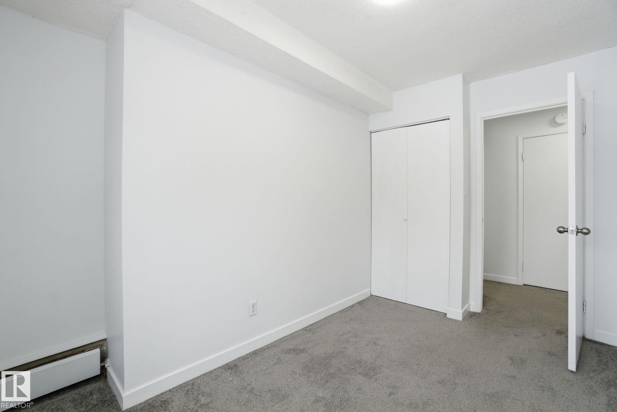 308 2908 116A Avenue, Edmonton, AB - Indoor Photo Showing Other Room