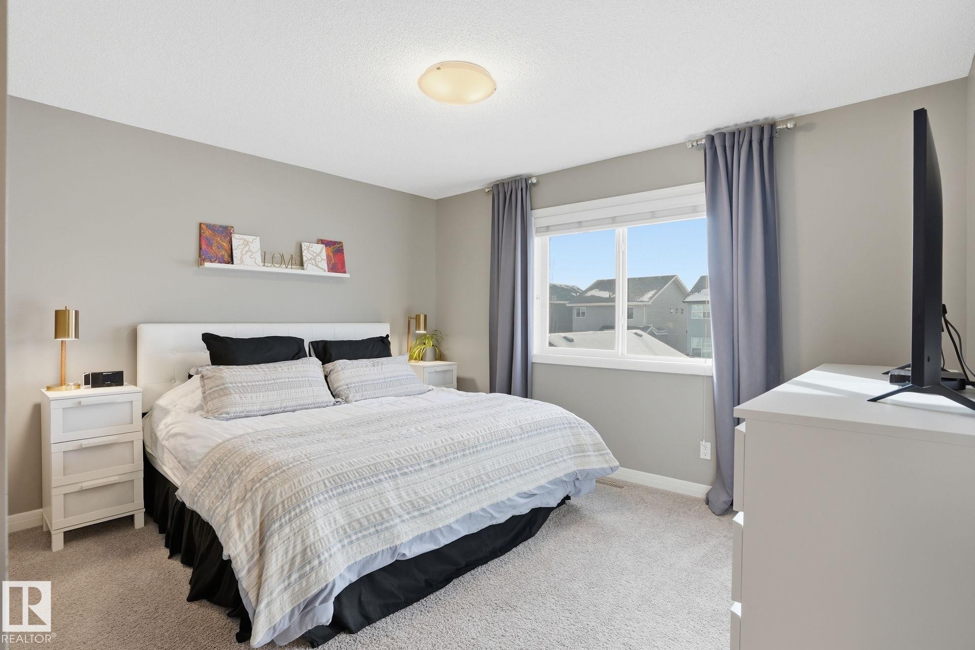 1148 Mcconachie Boulevard, Edmonton, AB - Indoor Photo Showing Bedroom