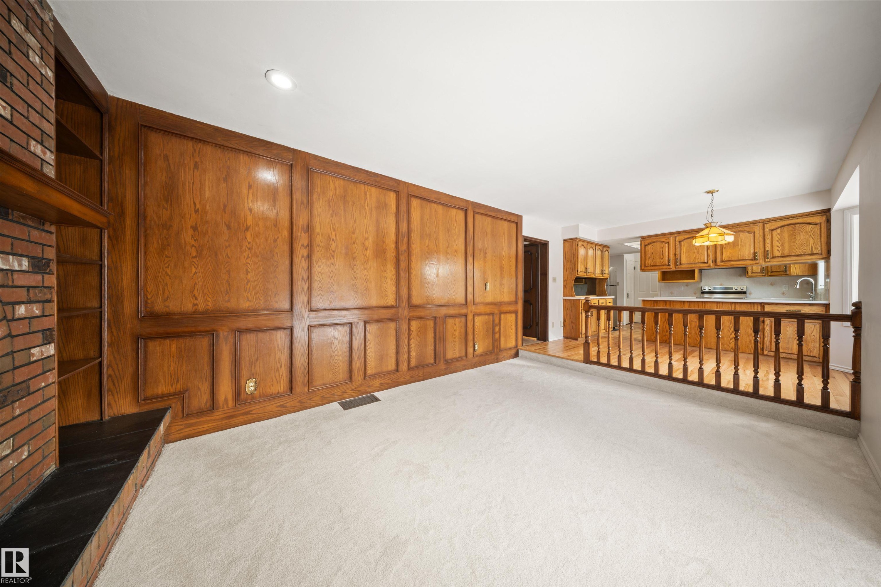 823 Richards Crescent, Edmonton, AB - Indoor Photo Showing Other Room