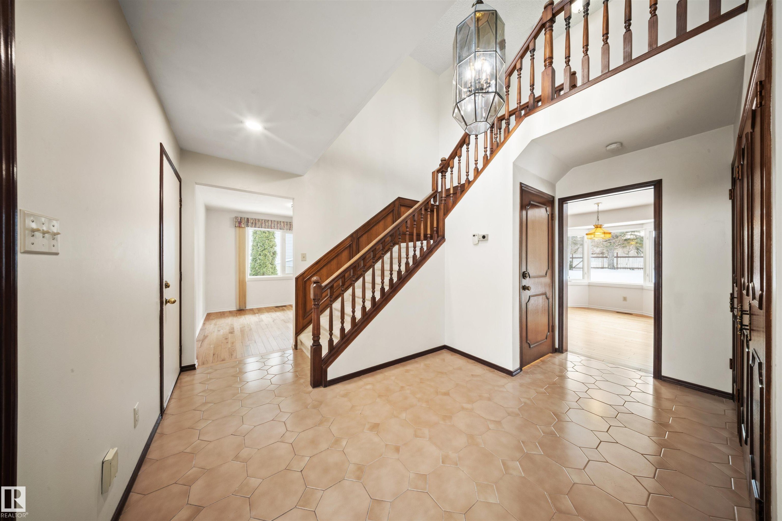 823 Richards Crescent, Edmonton, AB - Indoor Photo Showing Other Room