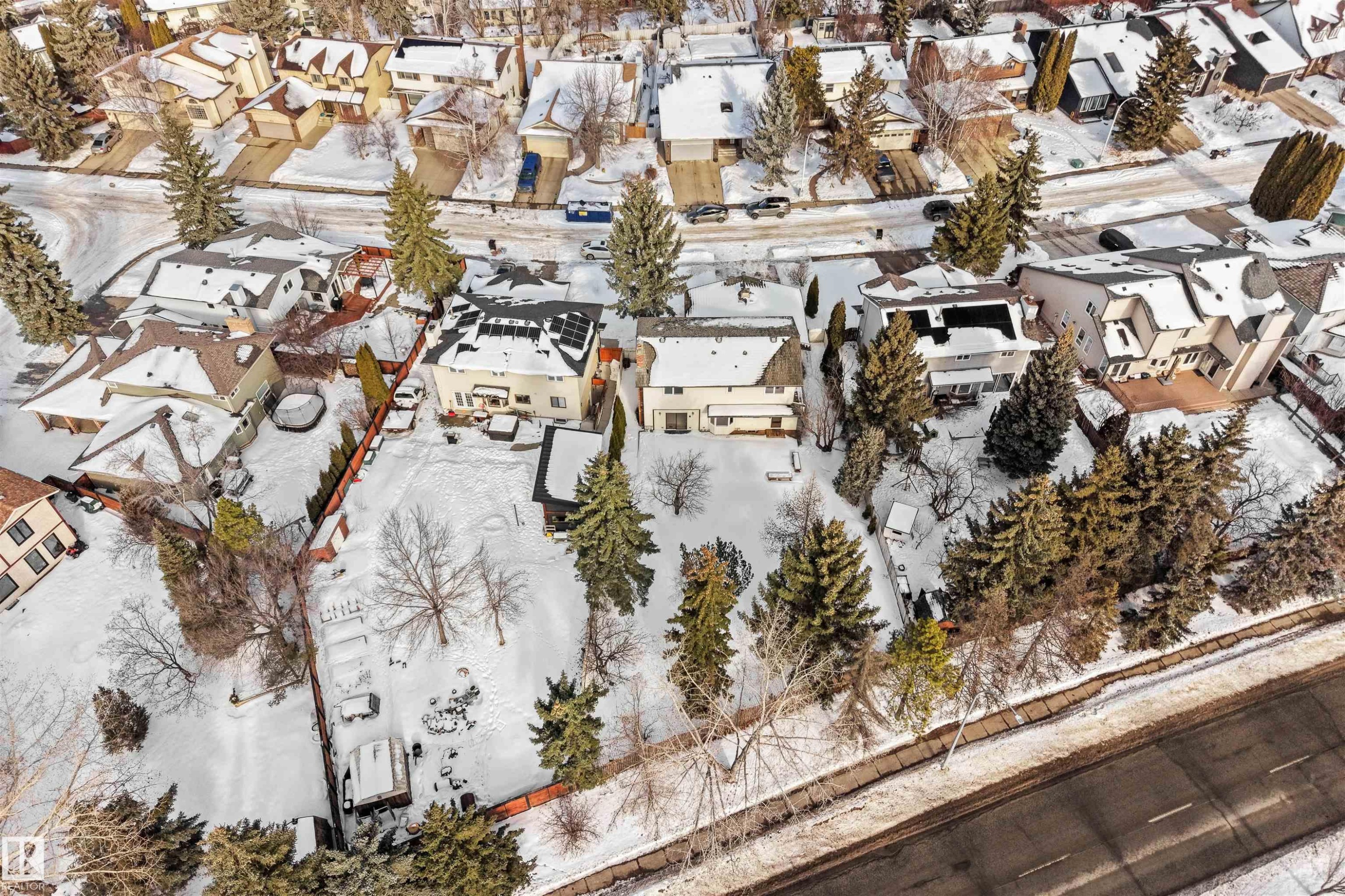 823 Richards Crescent, Edmonton, AB - Outdoor With View