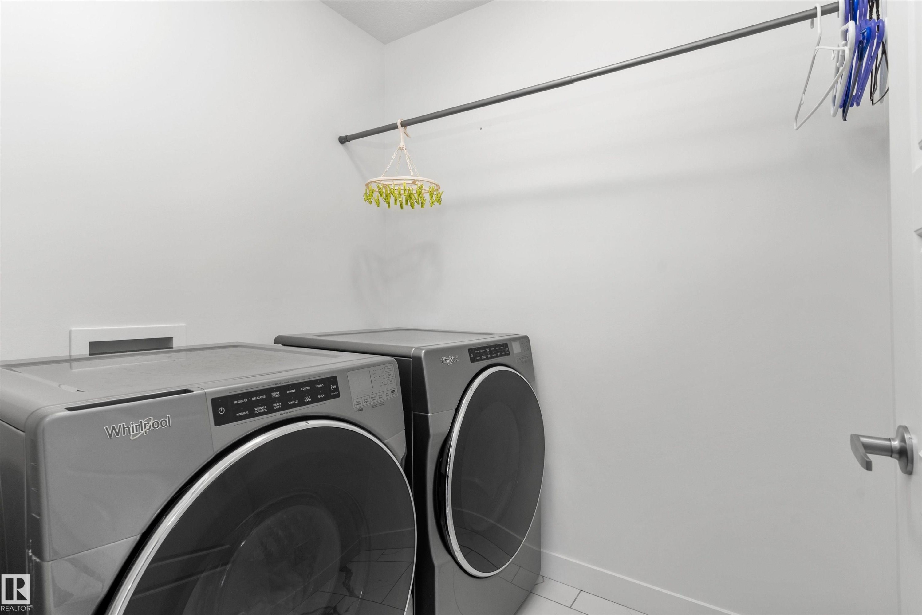 20007 16 Avenue, Edmonton, AB - Indoor Photo Showing Laundry Room