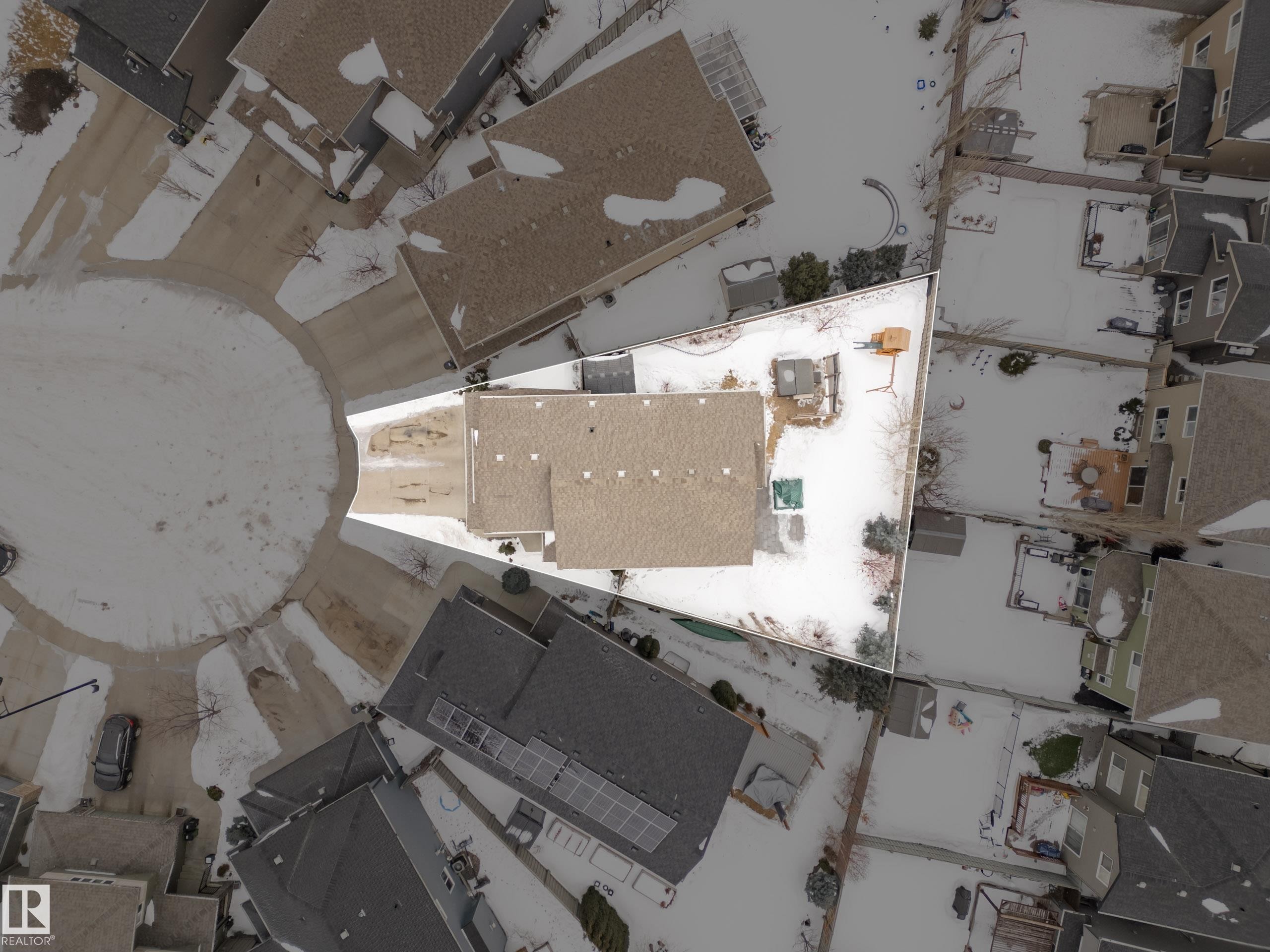 3333 West Court, Edmonton, AB -