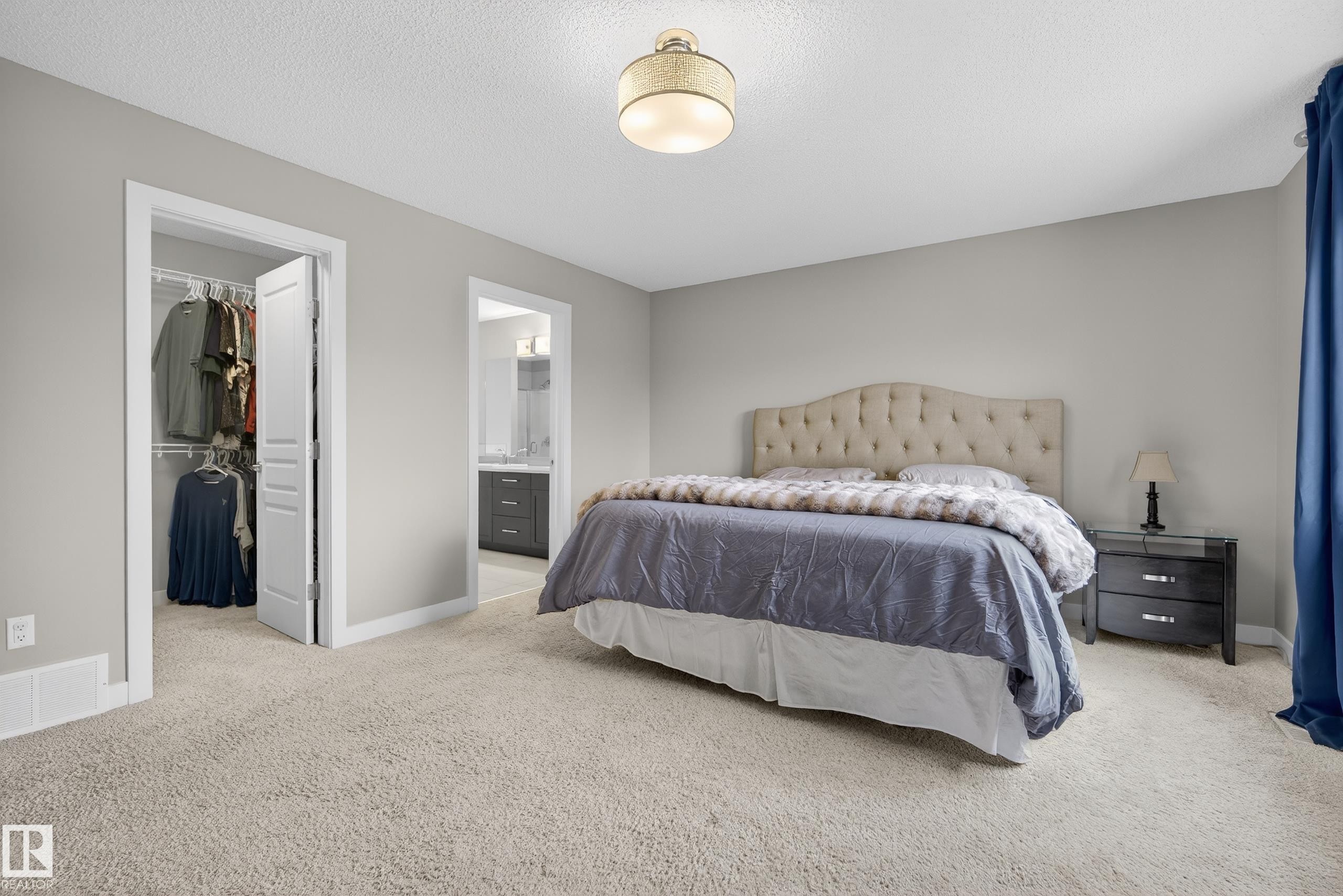 3333 West Court, Edmonton, AB - Indoor Photo Showing Bedroom